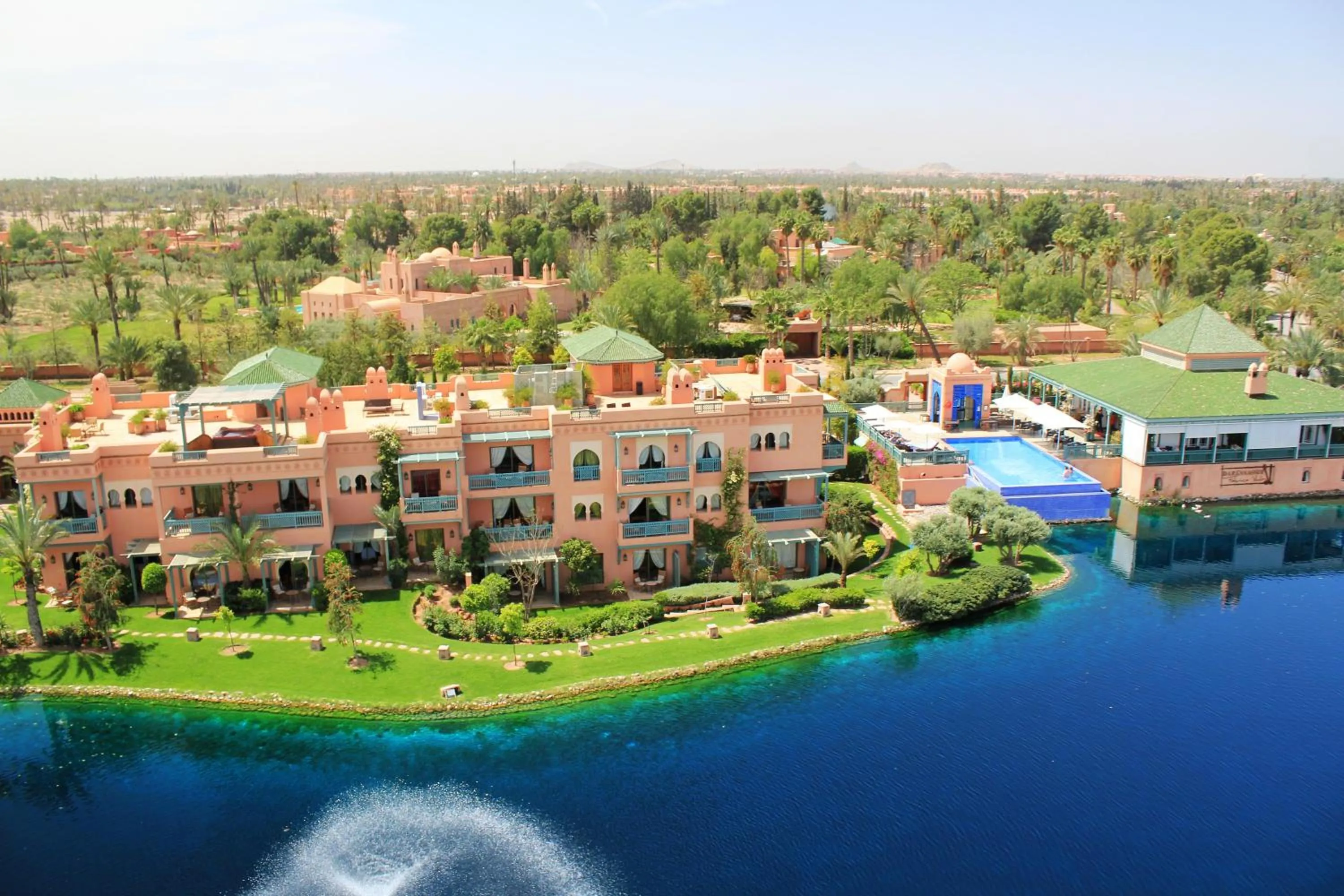 Pool view in Pavillon du Golf - Palmeraie suites