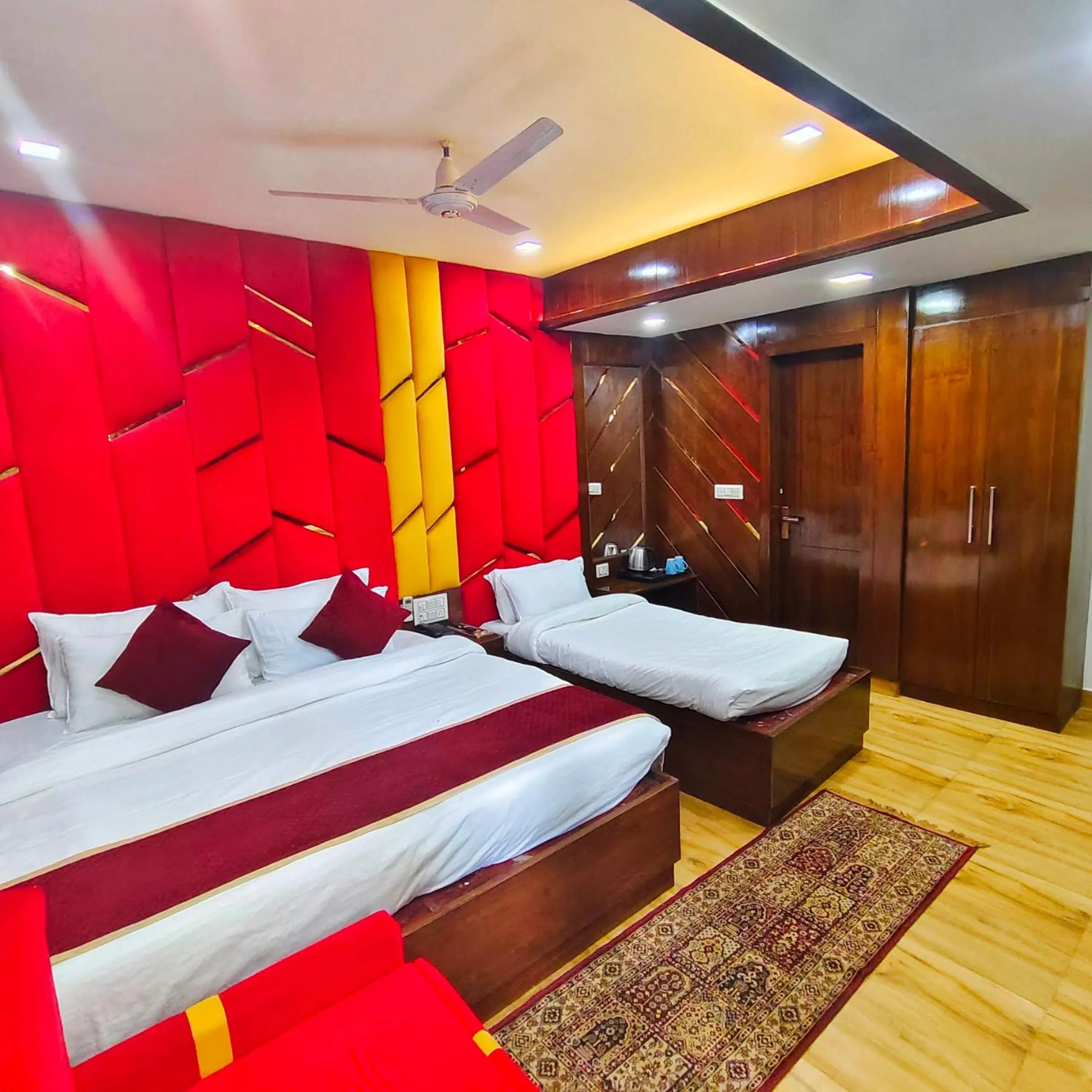 Bedroom, Bed in Rich Grand Hotel