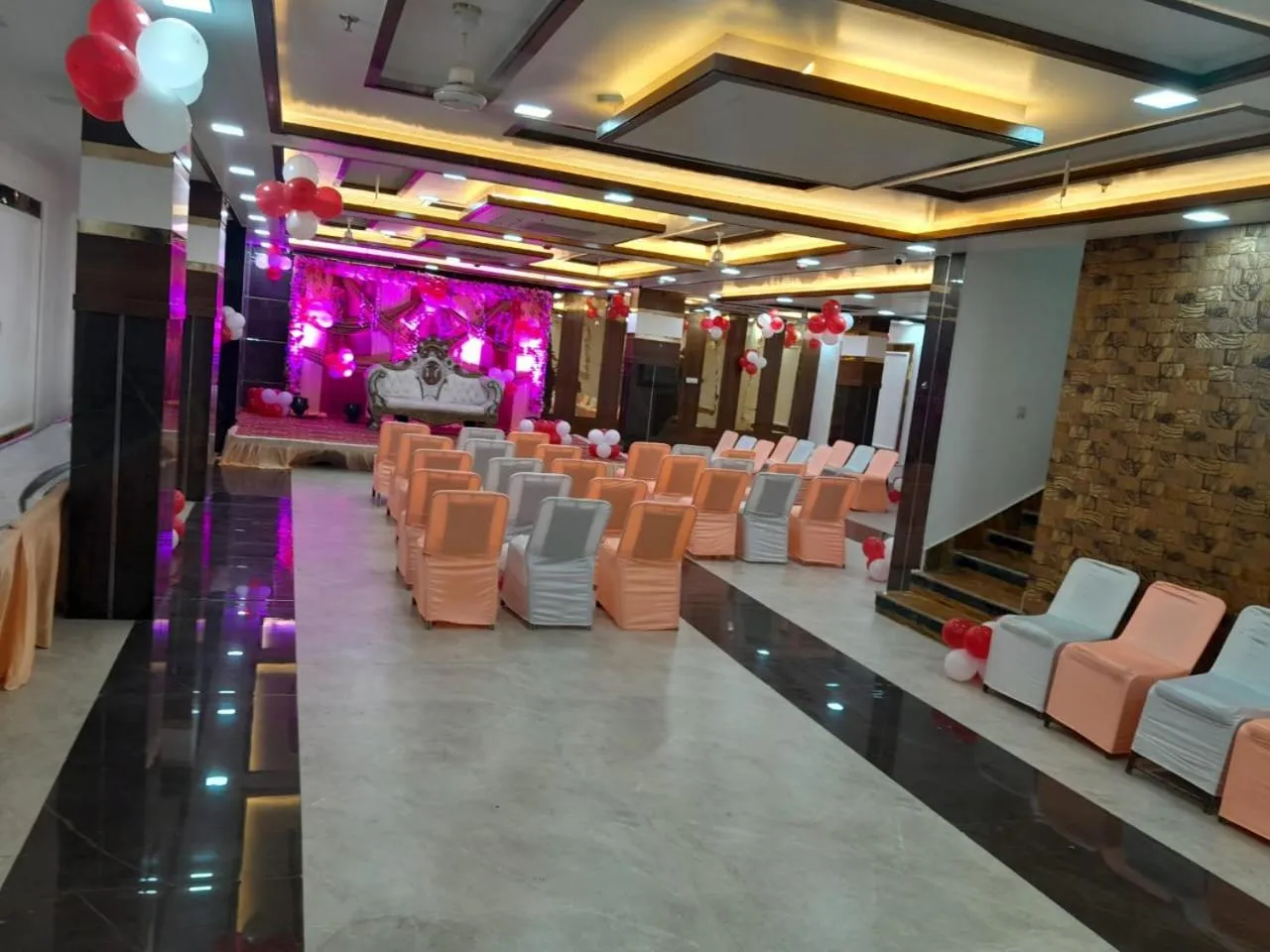 Banquet/Function facilities in Rich Grand Hotel