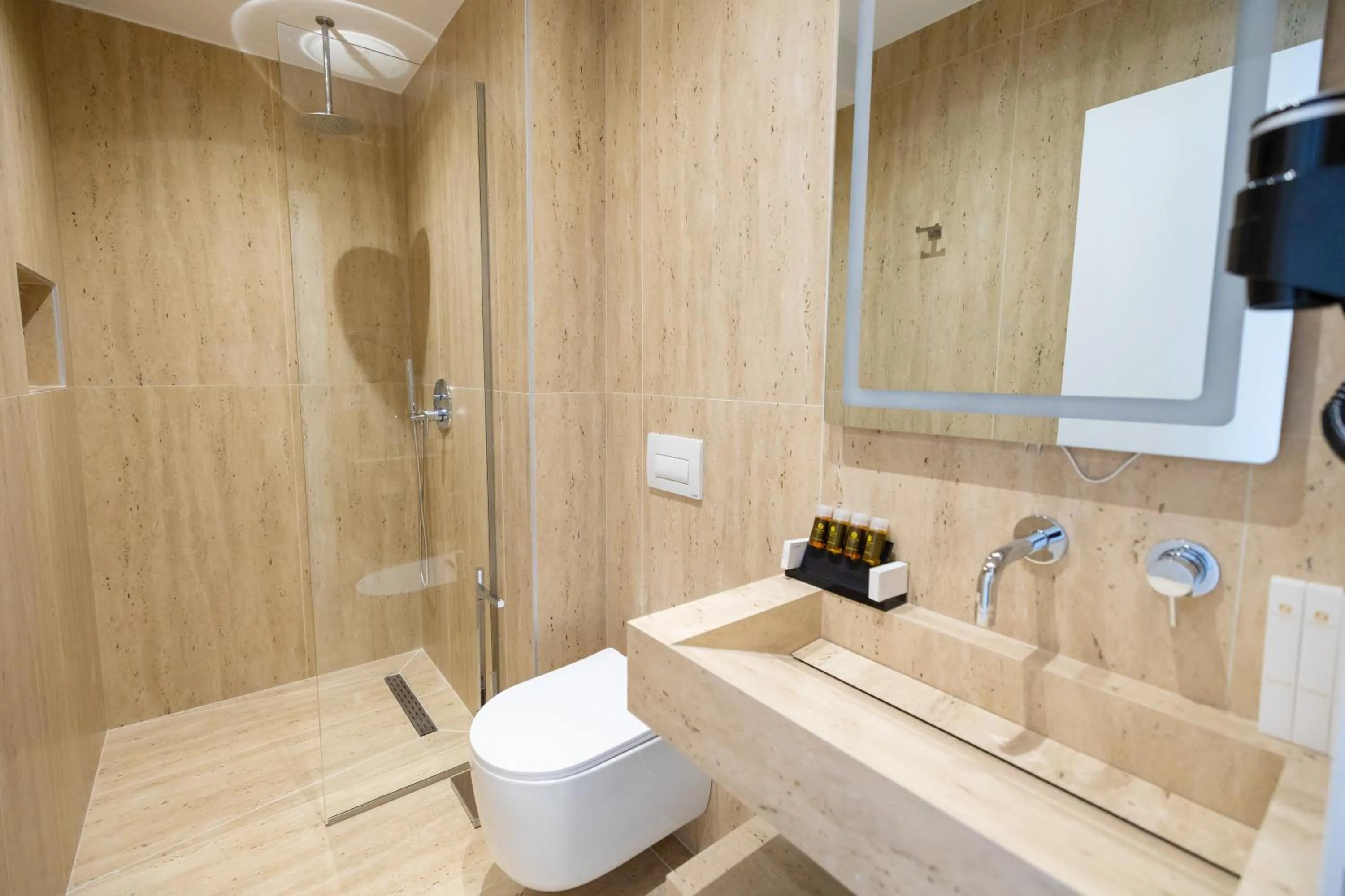 Shower in Sea & Sand Hotel