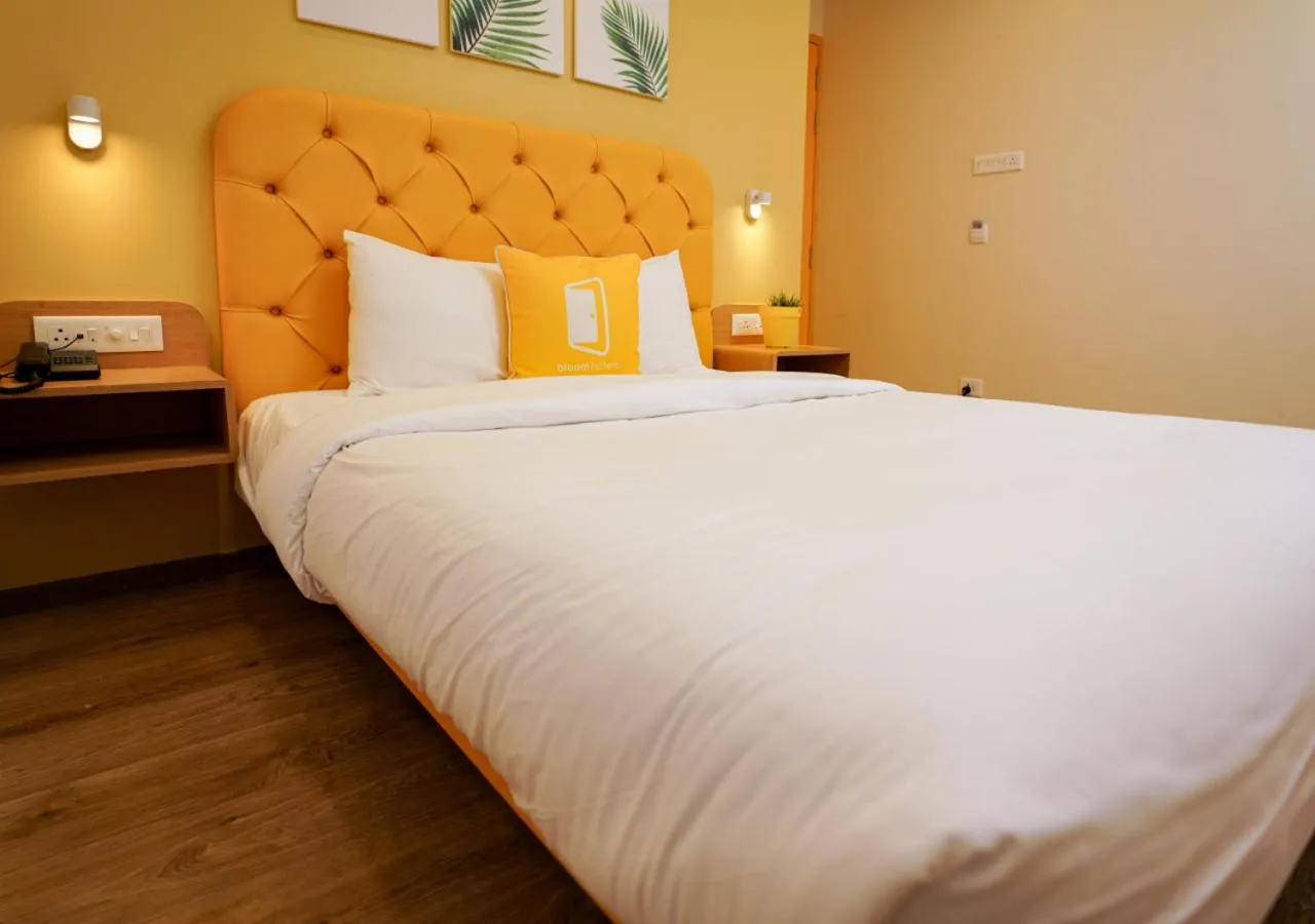 Bed in Bloom Hotel - Koregaon Park