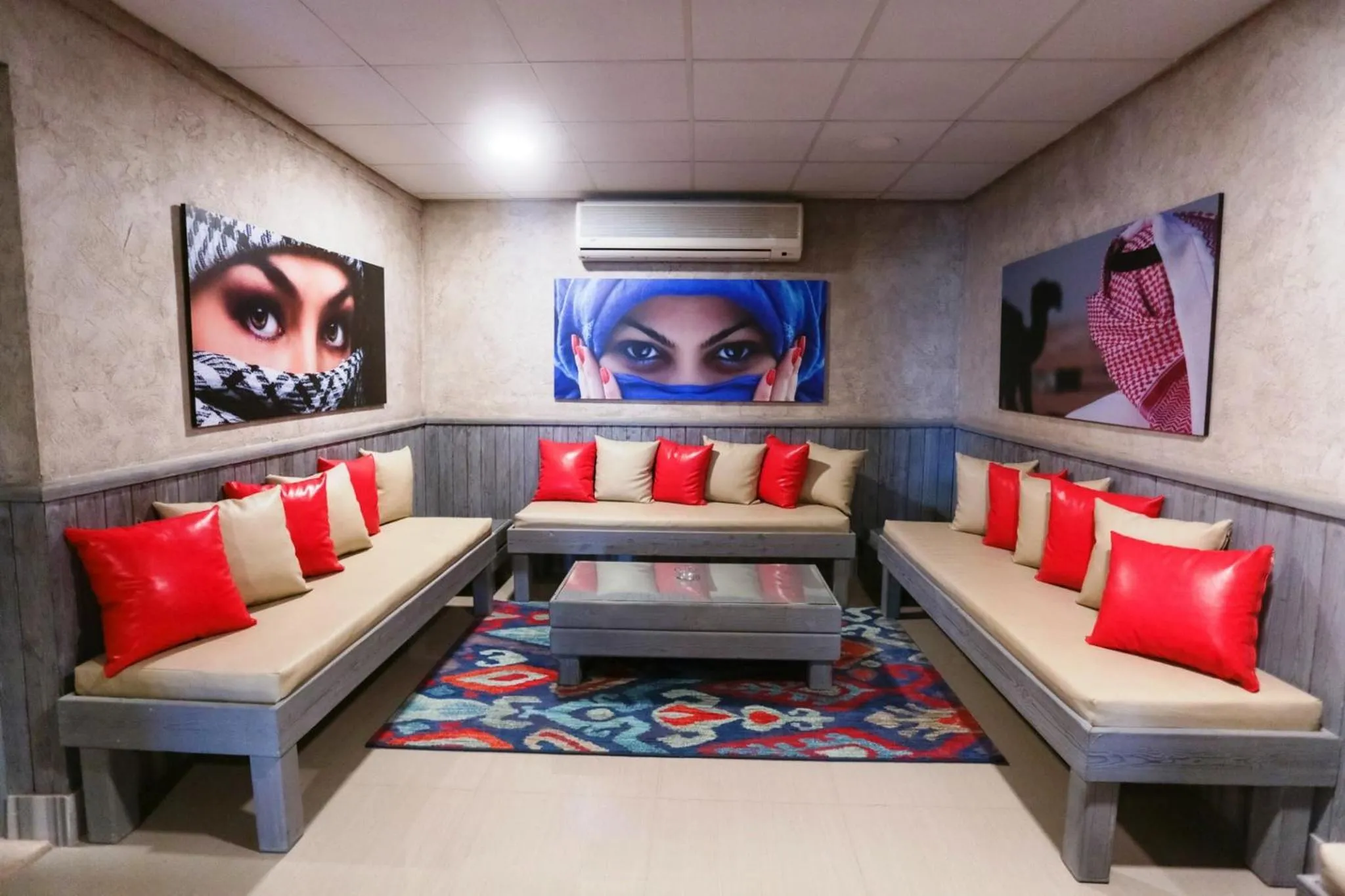 Seating area in Jawhara Inn Hotel - فندق الجوهرة سفاجا