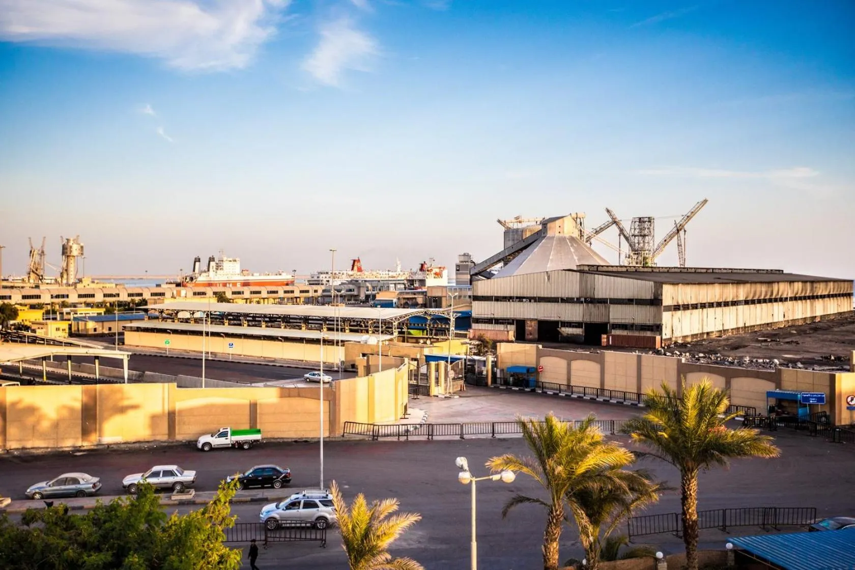 Day in Jawhara Inn Hotel - فندق الجوهرة سفاجا