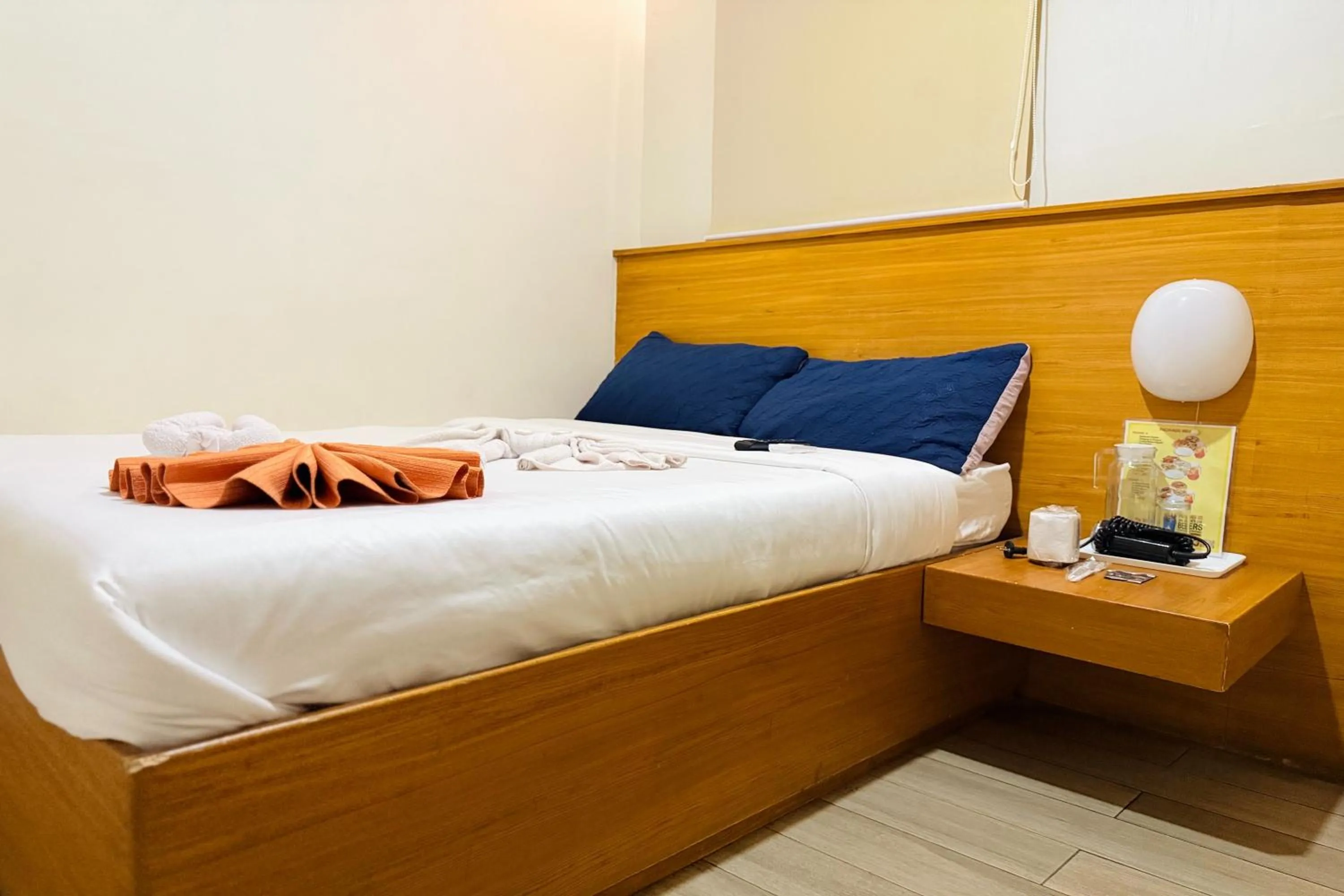 Bedroom, Bed in Aurora Suites Pasay near Airport