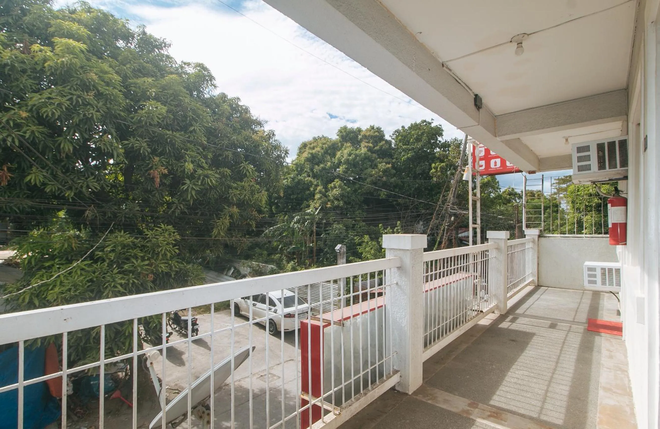 Balcony/Terrace in RedDoorz at Davids Travellers Inn Cavite