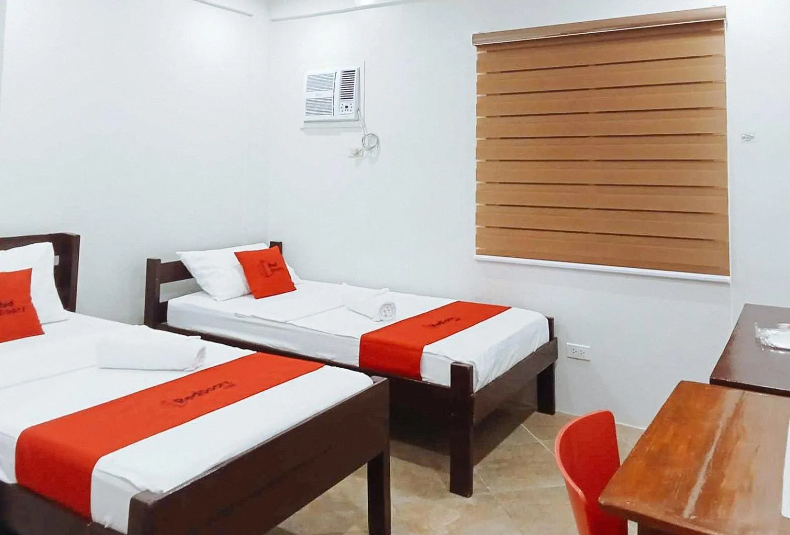 Bed in RedDoorz at David's Travellers Inn Cavite