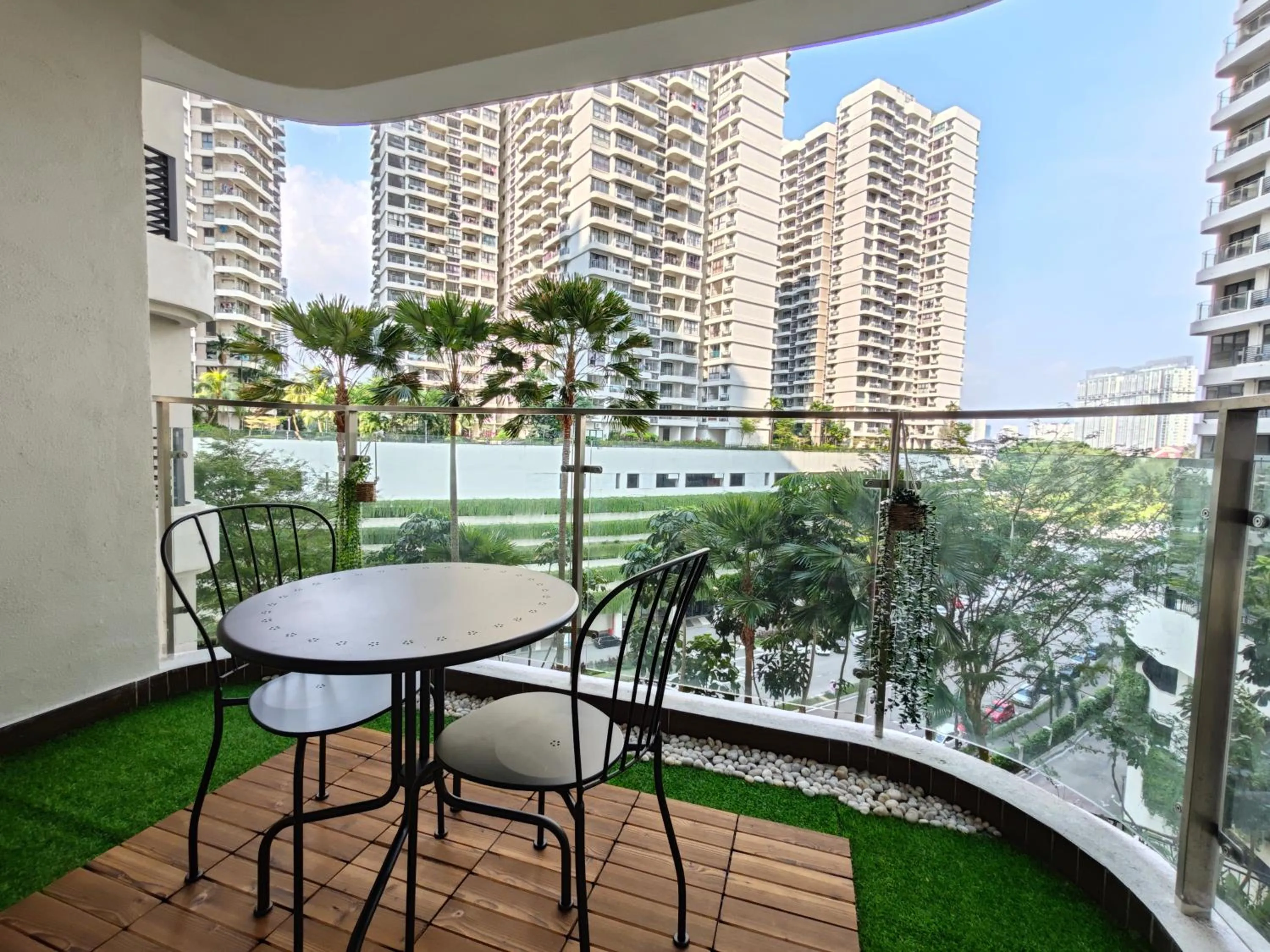 Balcony/Terrace in Country Garden by Antlerzone