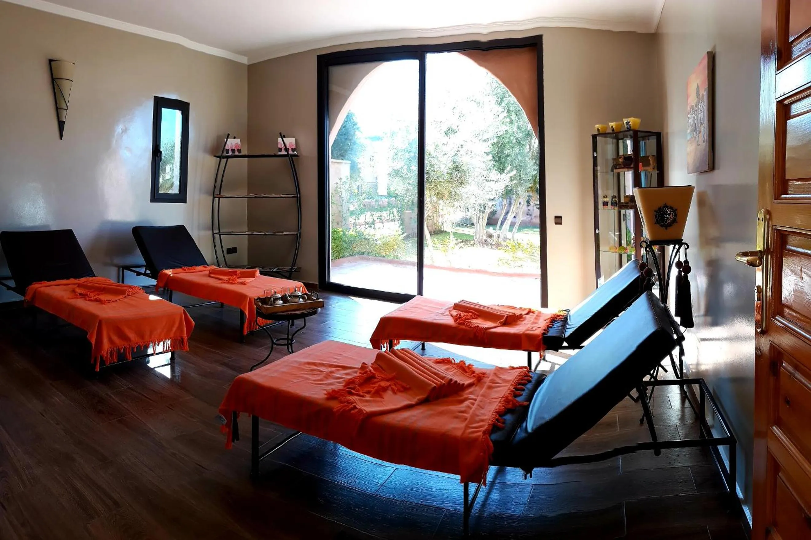 Spa and wellness centre/facilities in La Maison Des Oliviers