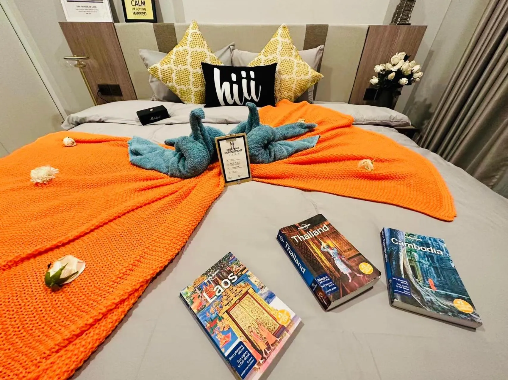 Bed in Astra Sky River Paronama Pool Luxury Changklan Chiang Mai