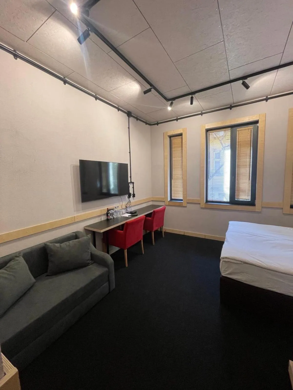 hair dresser in Art Hotel 158