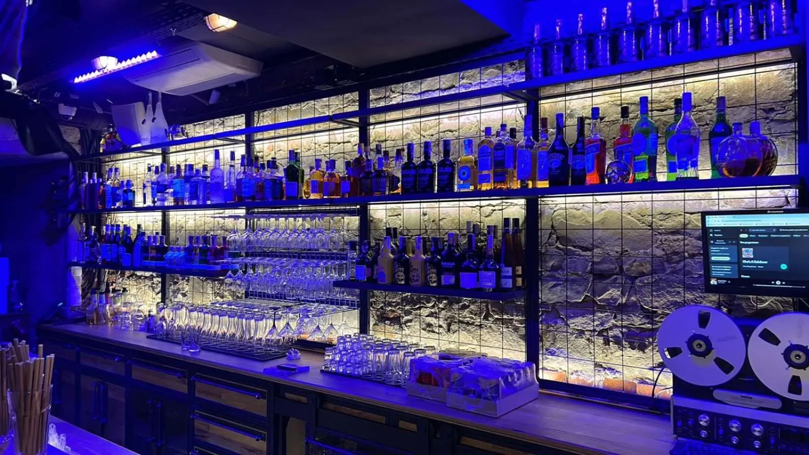 Lounge or bar in Art Hotel 158