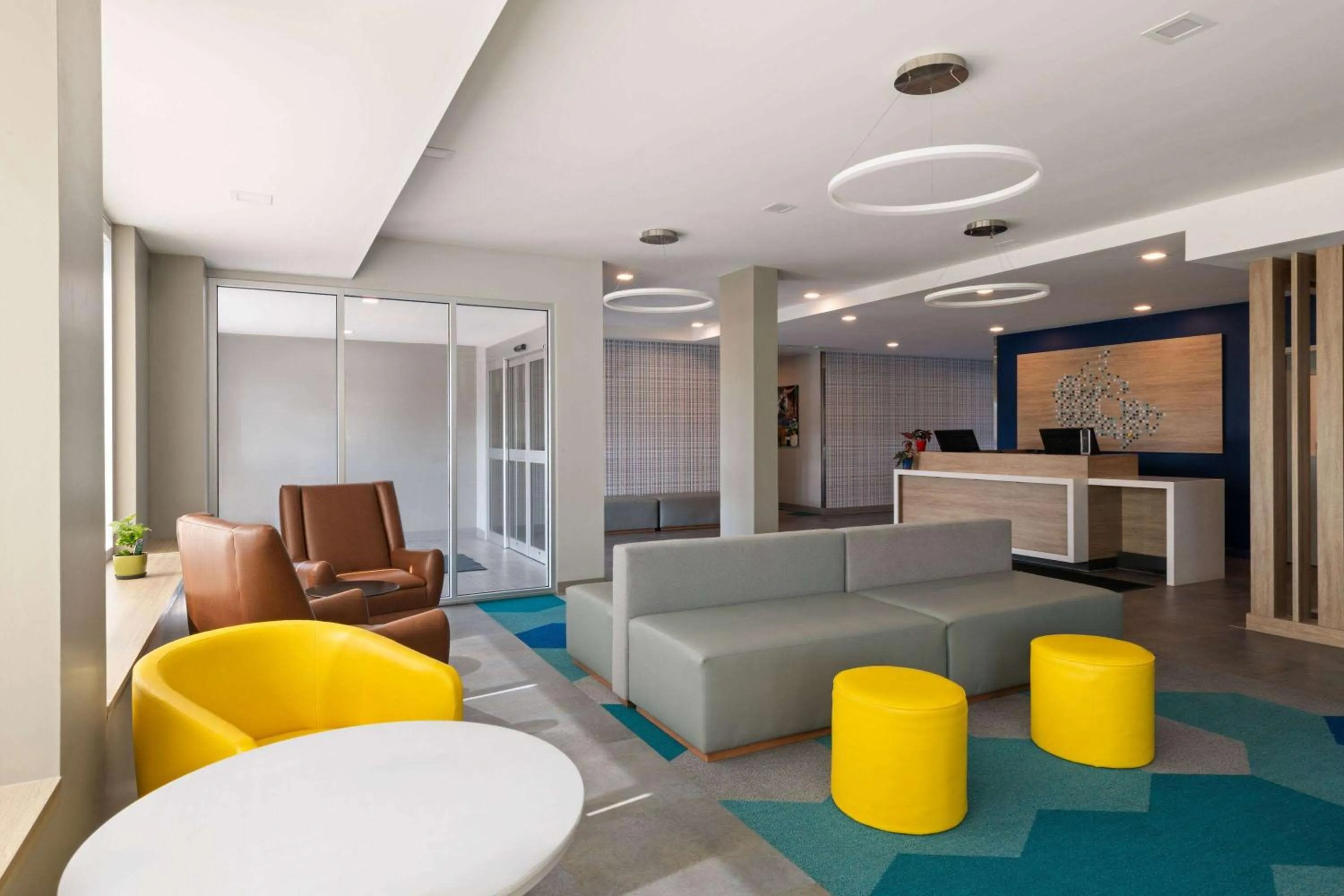 Lobby or reception in Microtel Inn & Suites by Wyndham Lachute