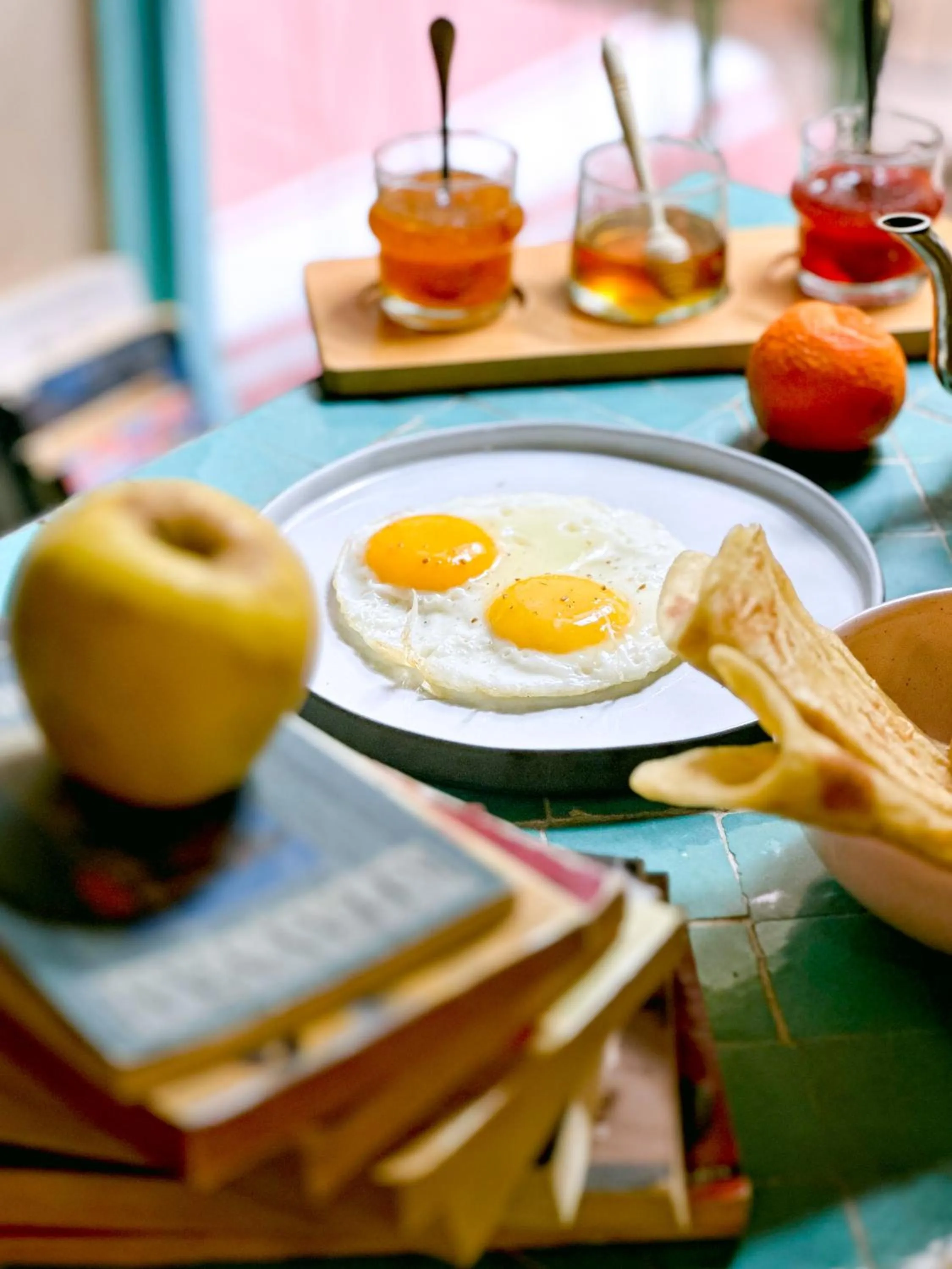 Food and drinks in Riad Lauriers Blancs