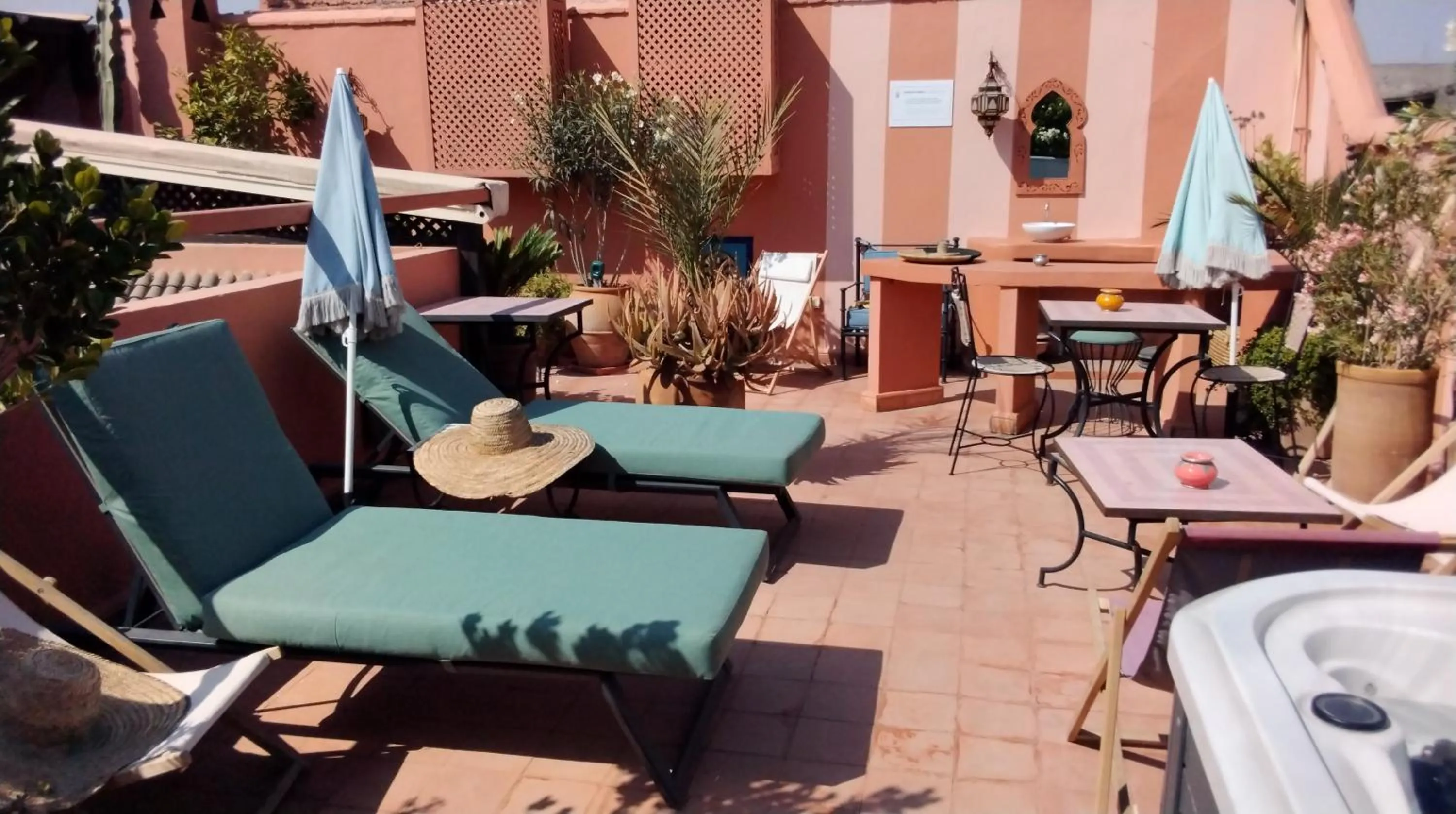 Balcony/Terrace in Riad Lauriers Blancs