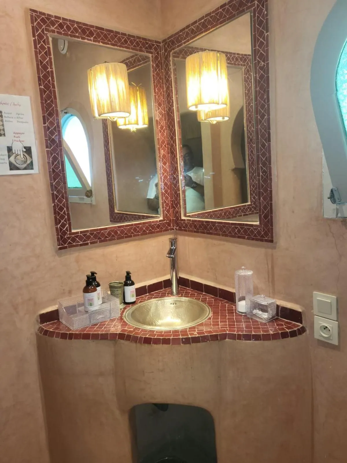 Bathroom in Riad Lauriers Blancs