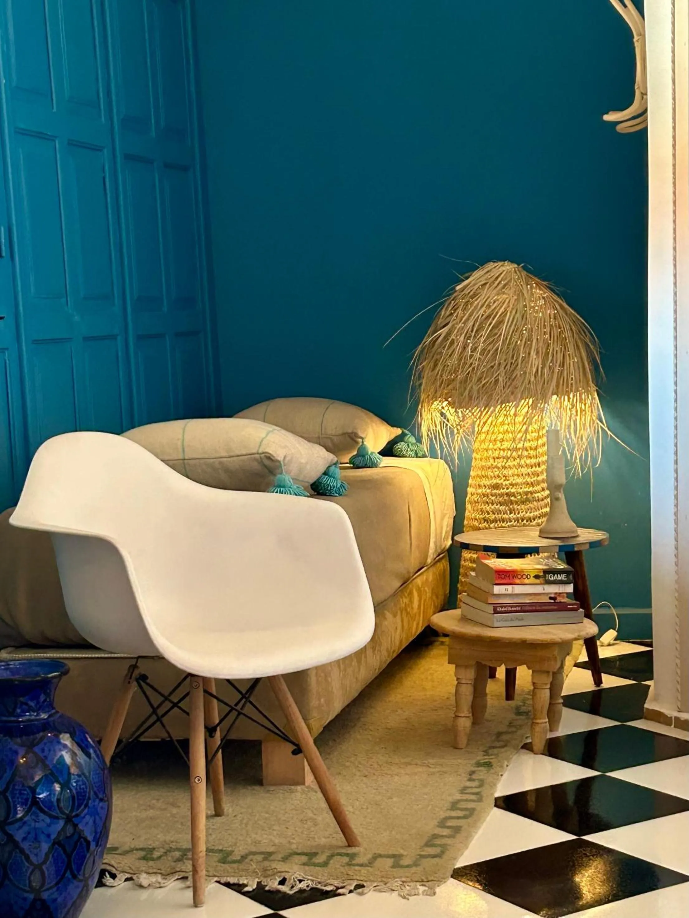 Bed in Riad Lauriers Blancs