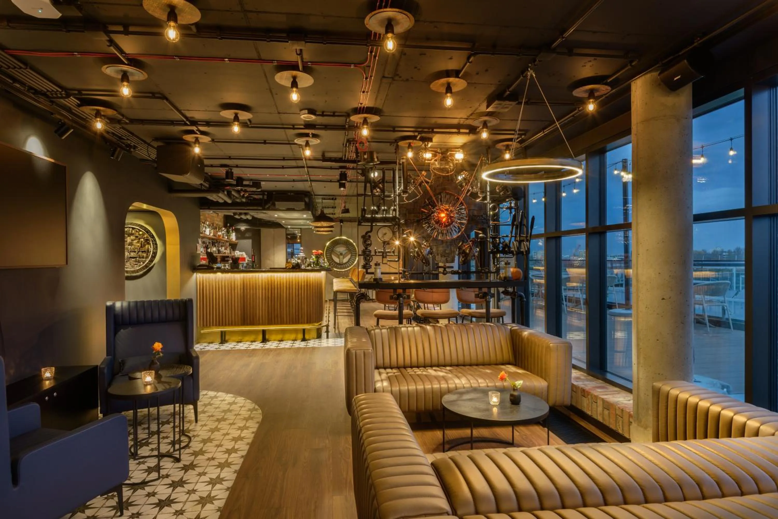 Lounge or bar in Barceló Warsaw Powiśle