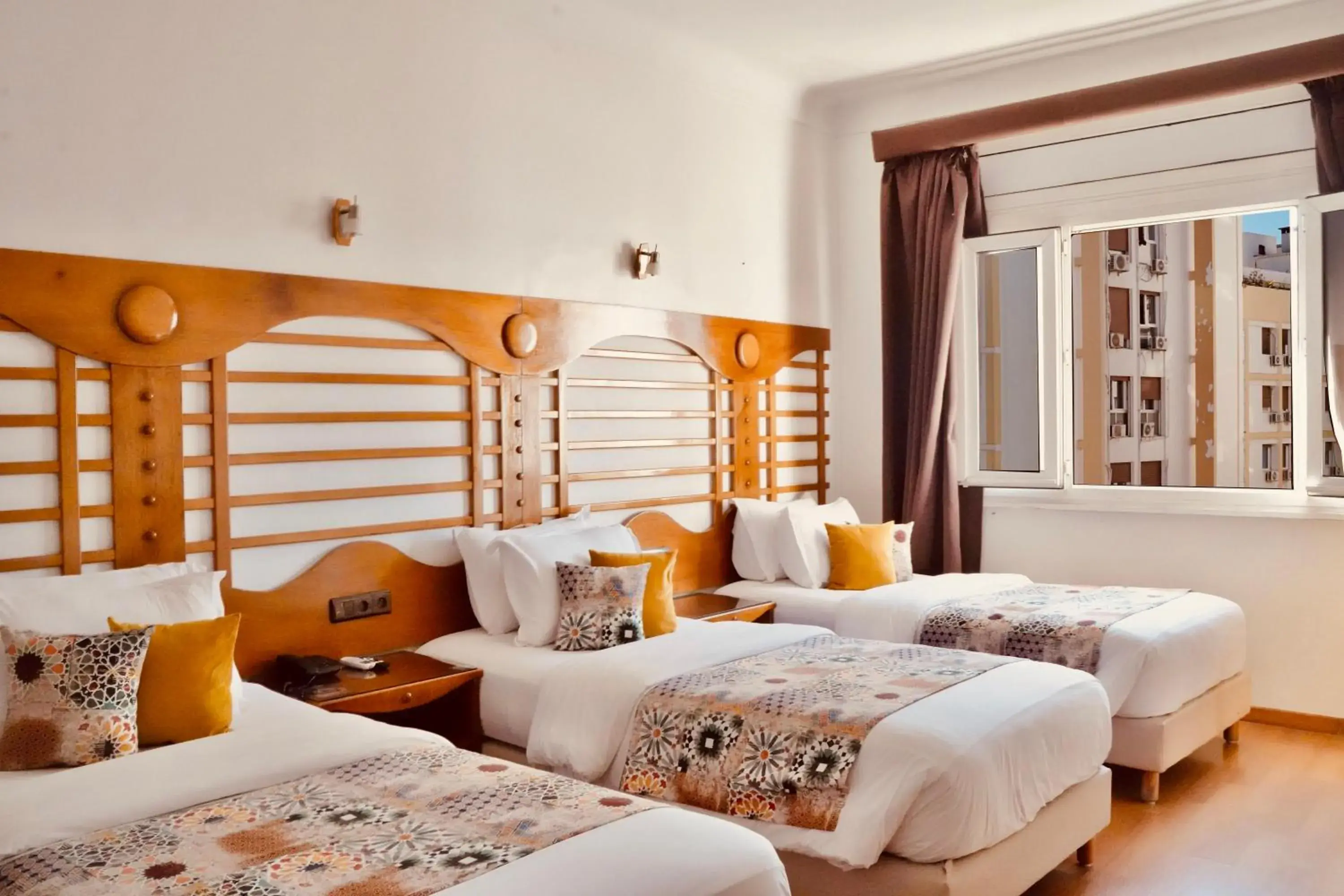 Family Room (4 Adults) in Hôtel Rembrandt Family Room (4 Adults) in Hôtel Rembrandt