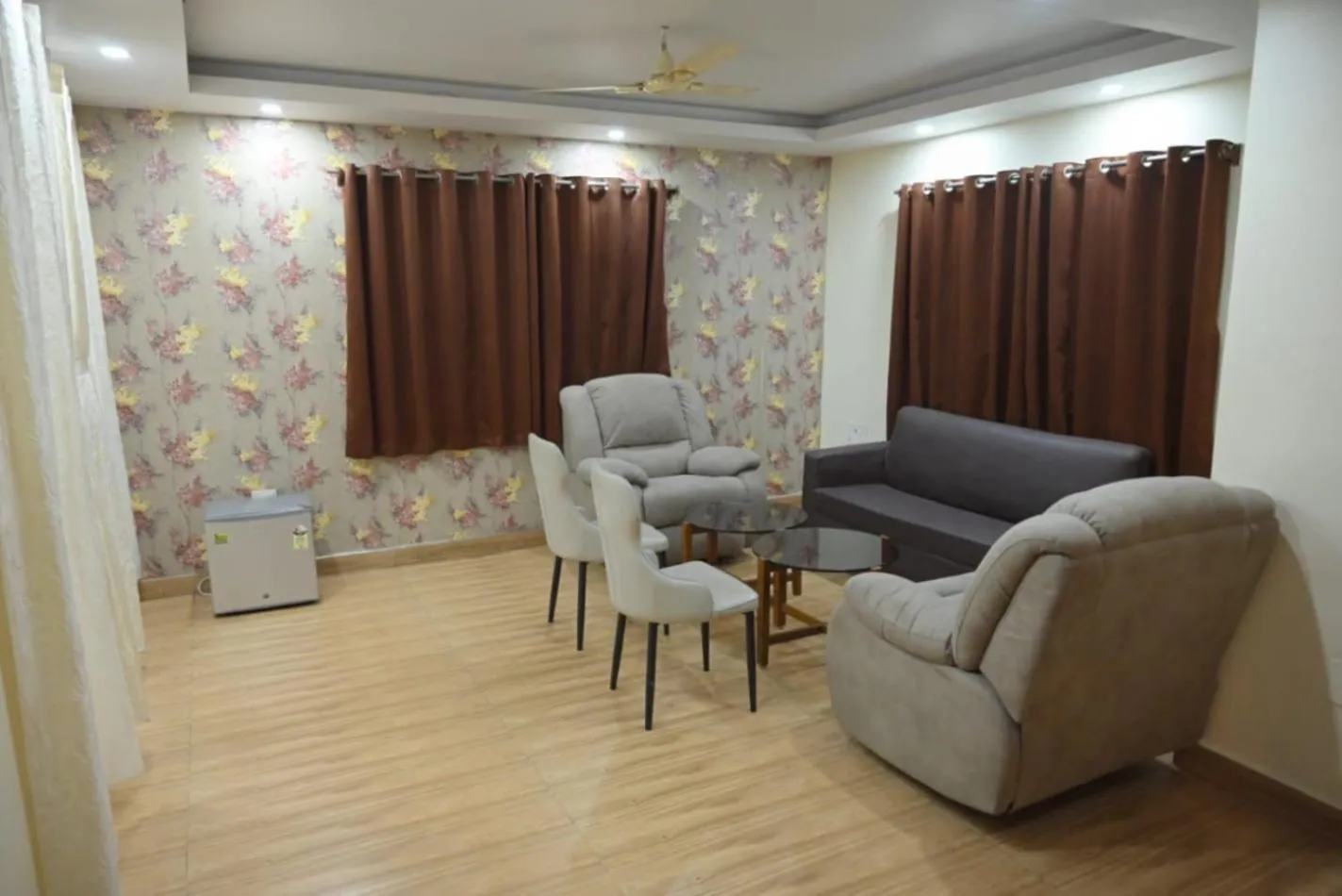 Seating area in Hotel Jyoti International