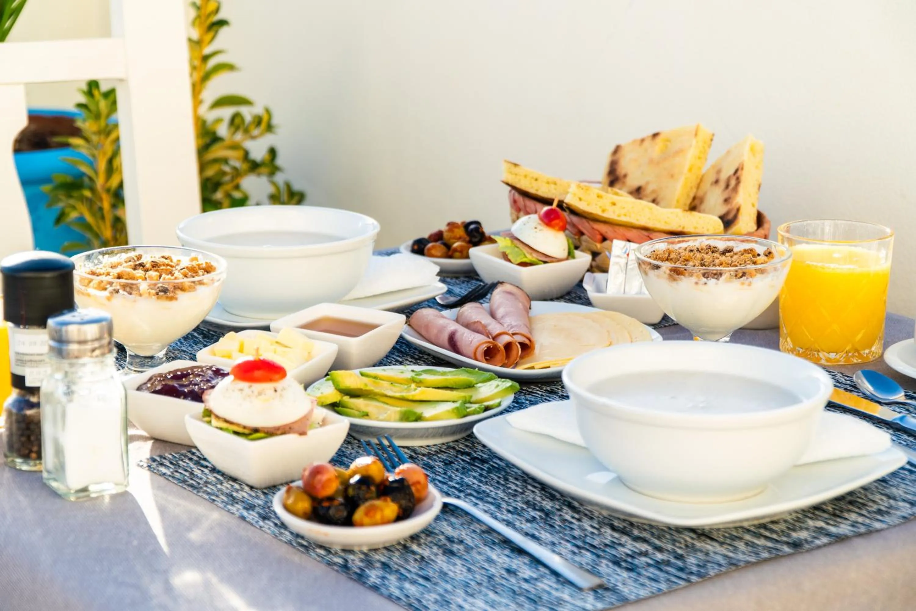 Breakfast in Riad Asmitou