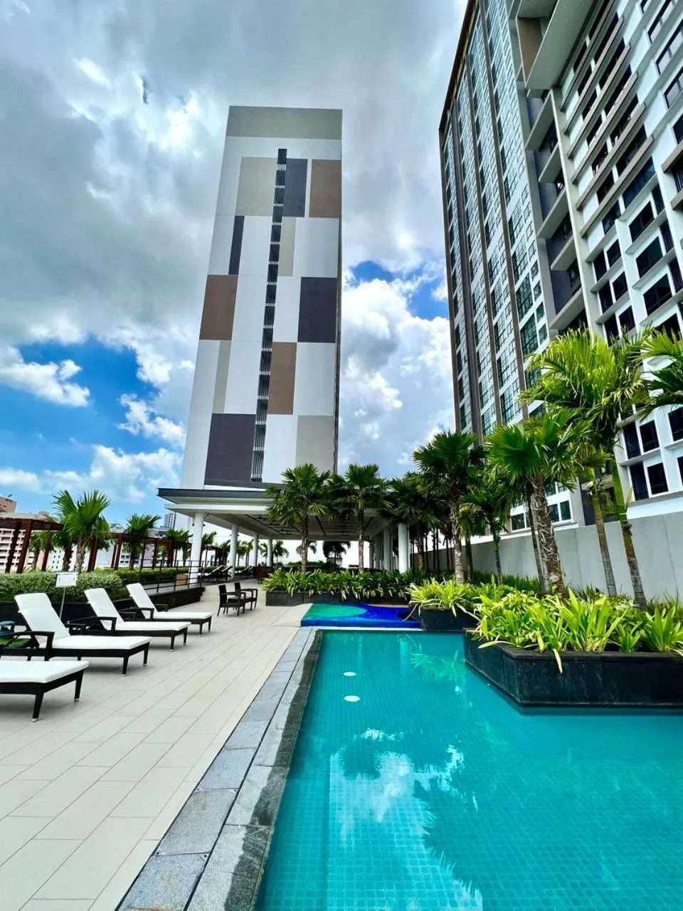 Pool view in Courtyard by Marriott Melaka