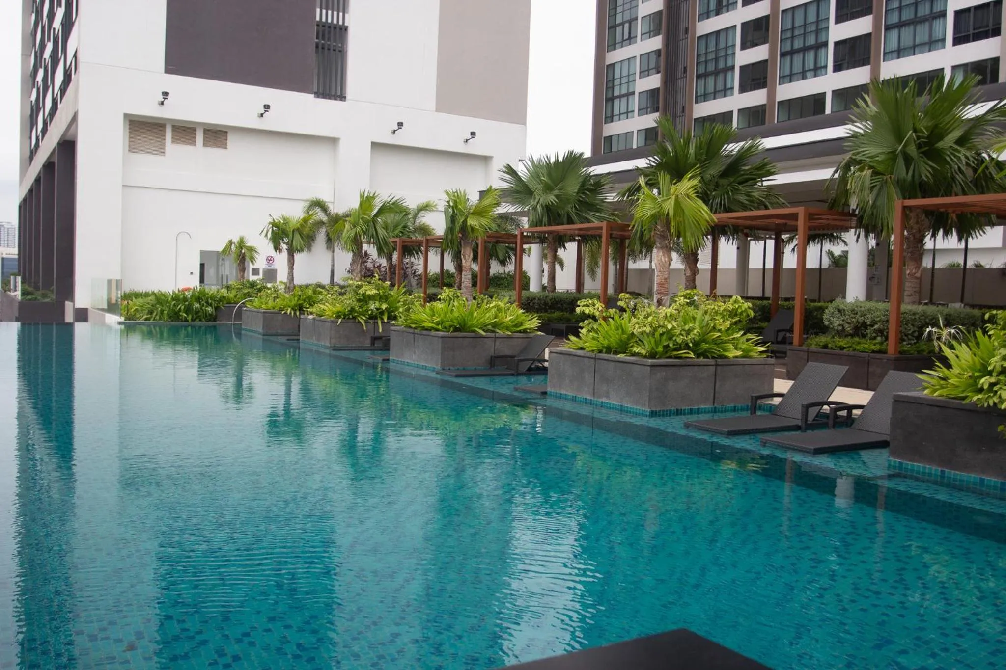 Swimming pool in Courtyard by Marriott Melaka
