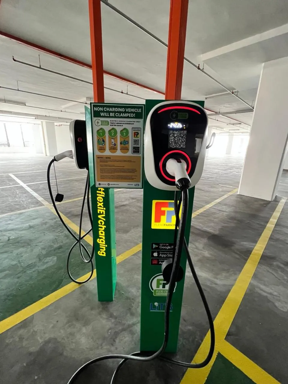 Parking in Courtyard by Marriott Melaka