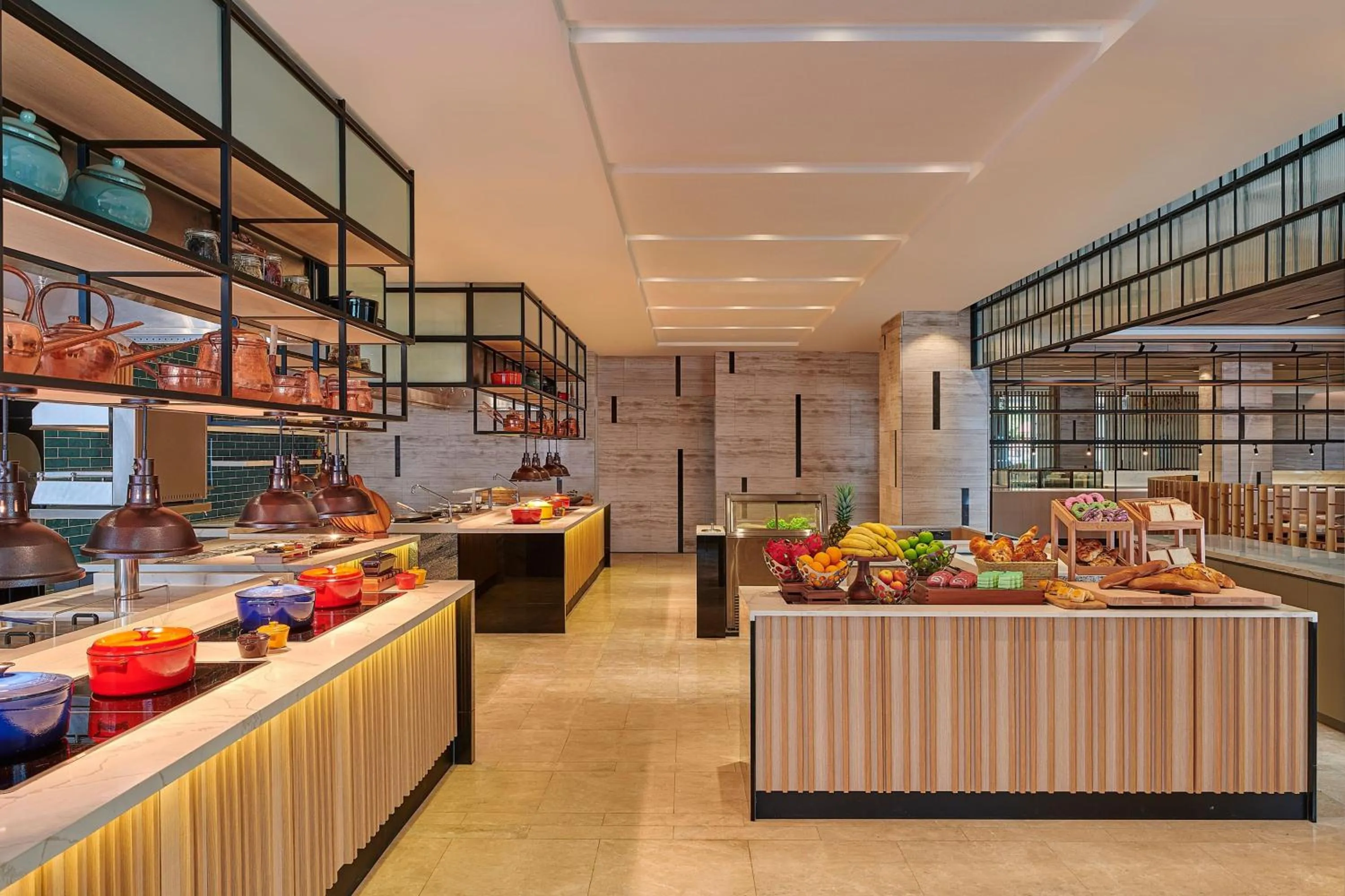 Restaurant/places to eat in Courtyard by Marriott Melaka