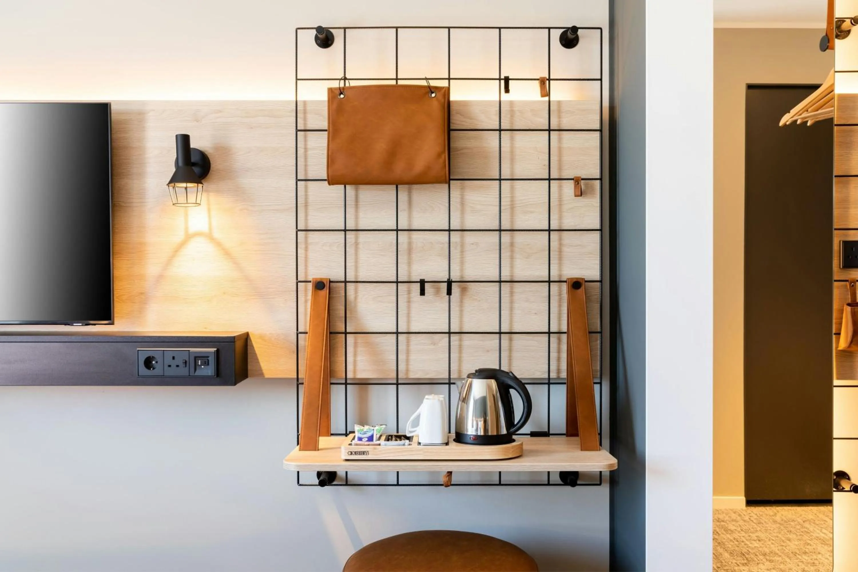 Bedroom in Moxy Plymouth