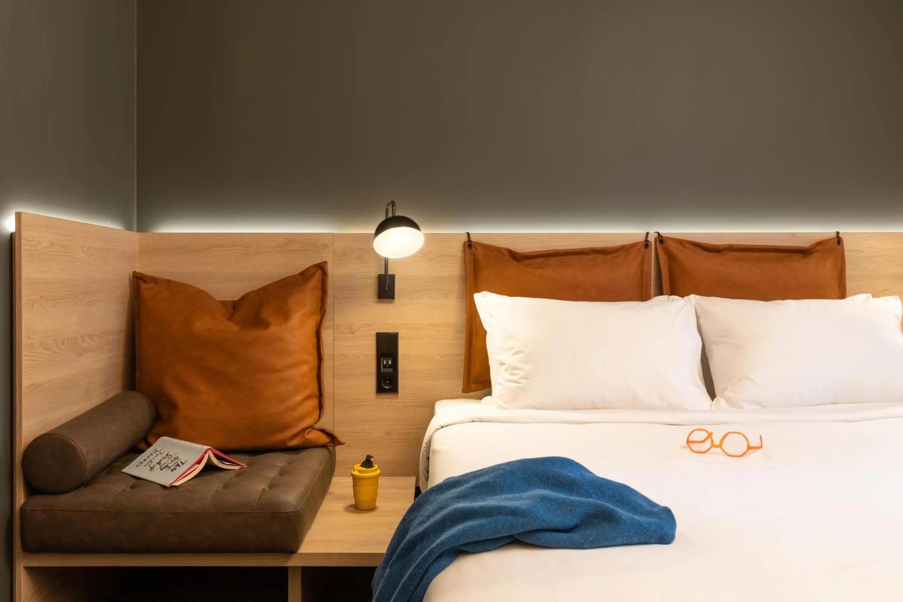 Bed in Moxy Plymouth