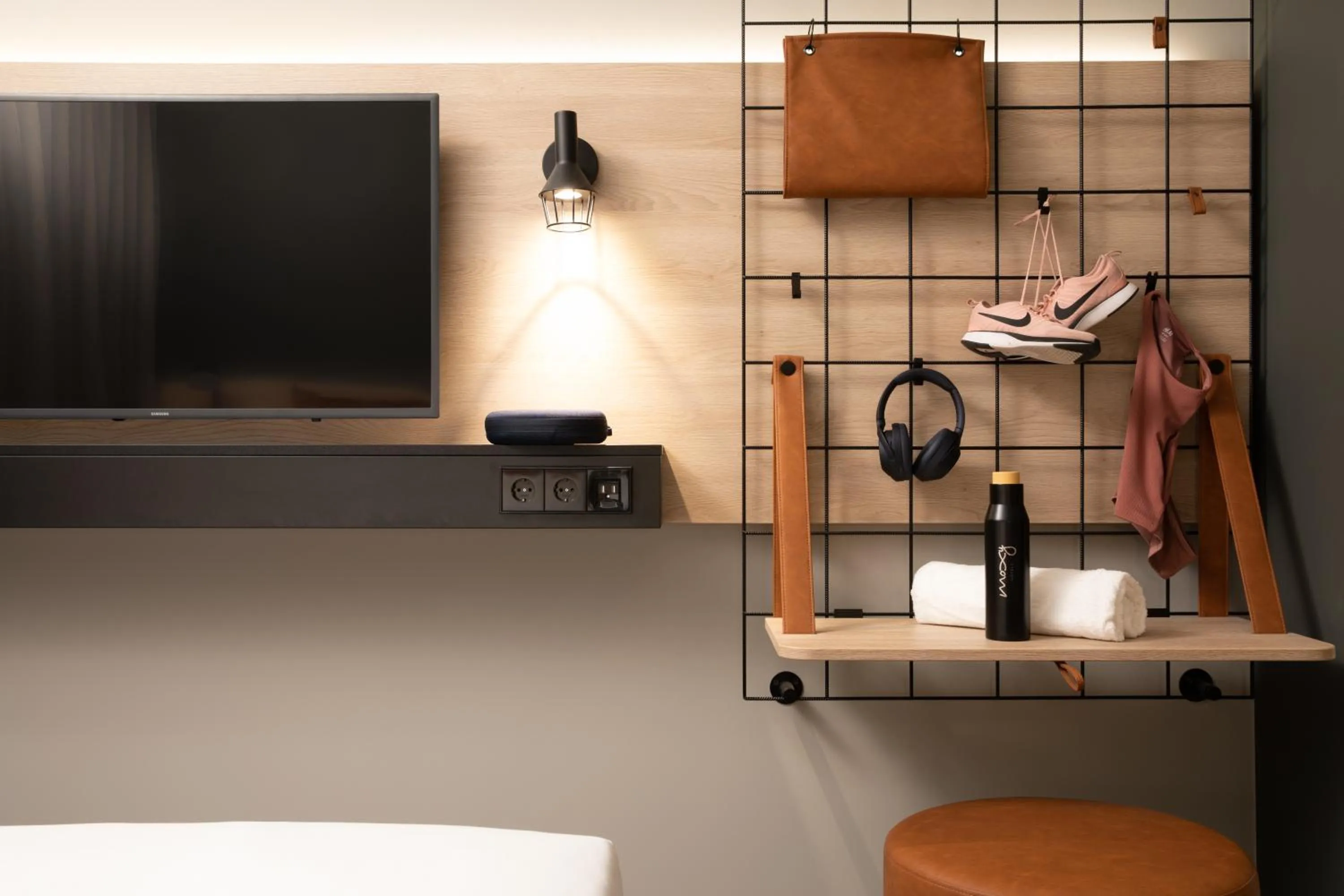 TV and multimedia in Moxy Plymouth