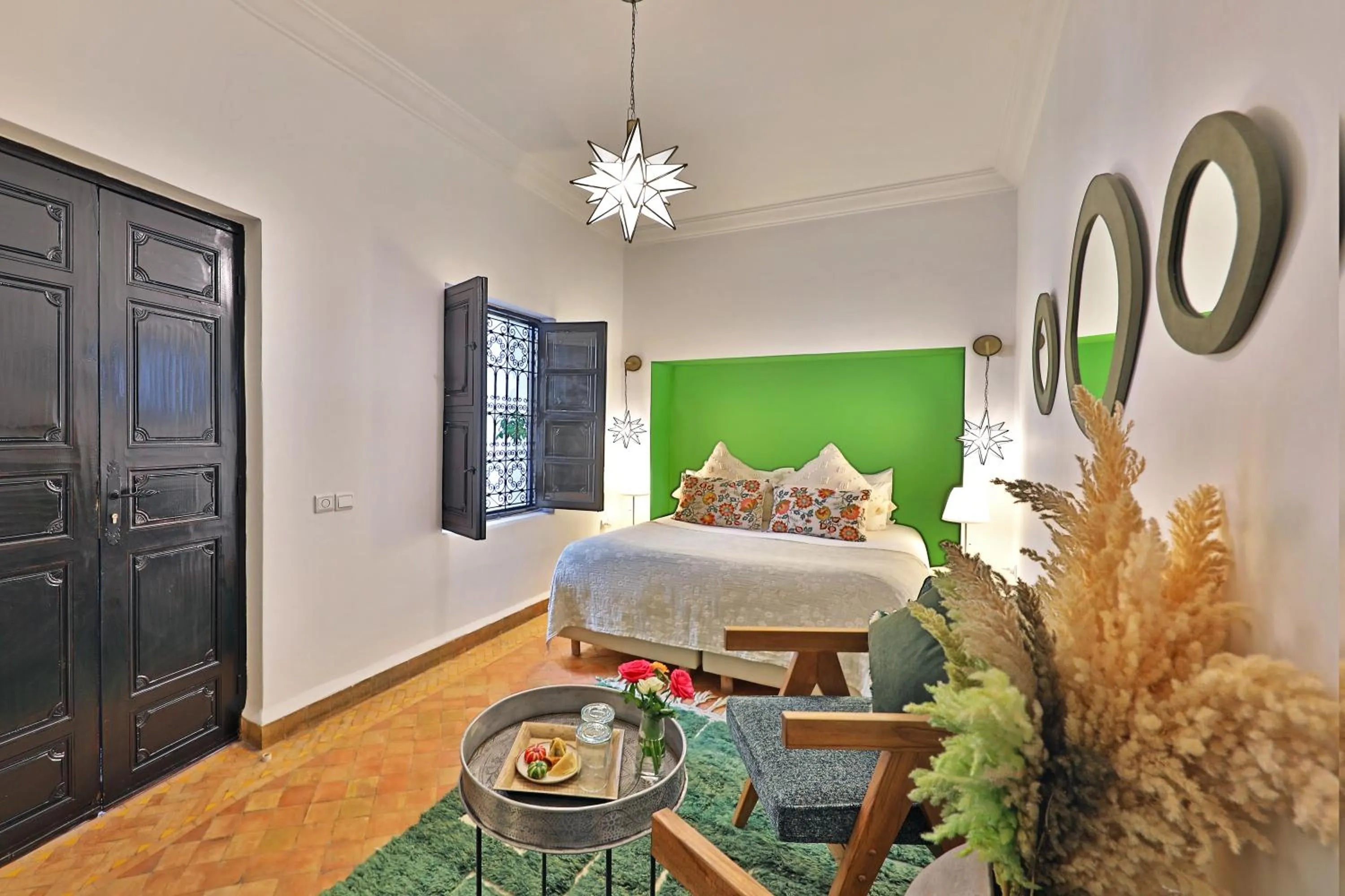 Photo of the whole room, Bed in Riad Dar Beldia and Spa