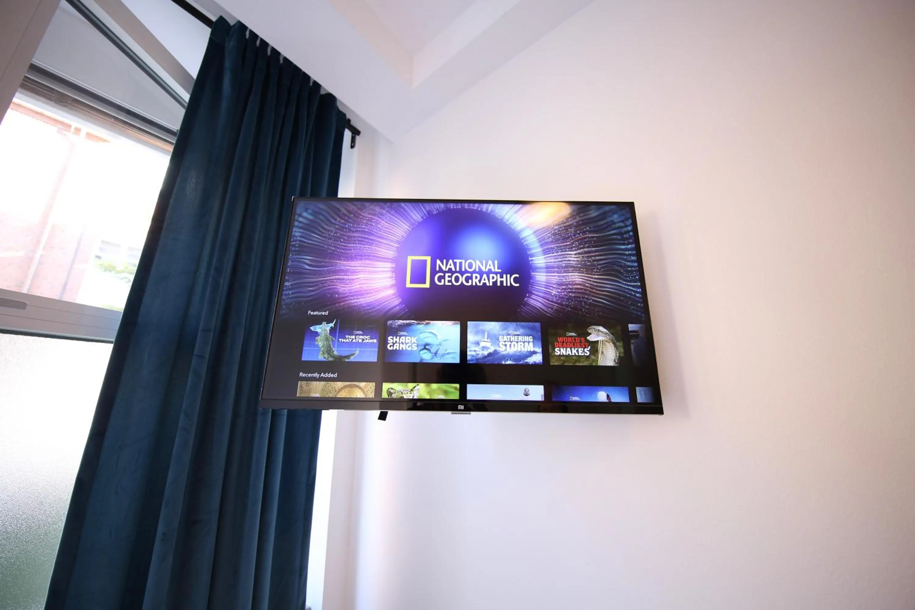 TV and multimedia in LUXOMES: Aparthotel Nürnberg Zentrum Süd