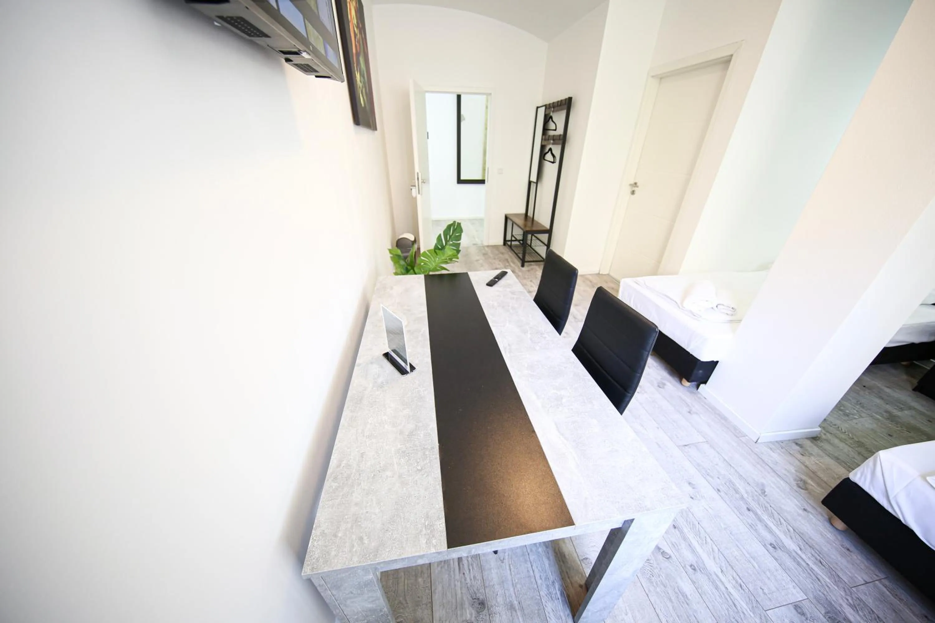 Bed in LUXOMES: Aparthotel Nürnberg Zentrum Süd