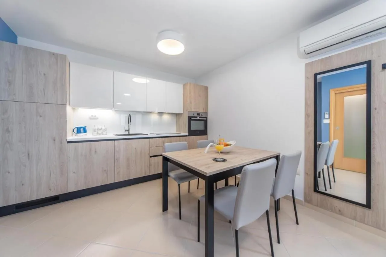 Garden Palace Resort Luxury Apartment