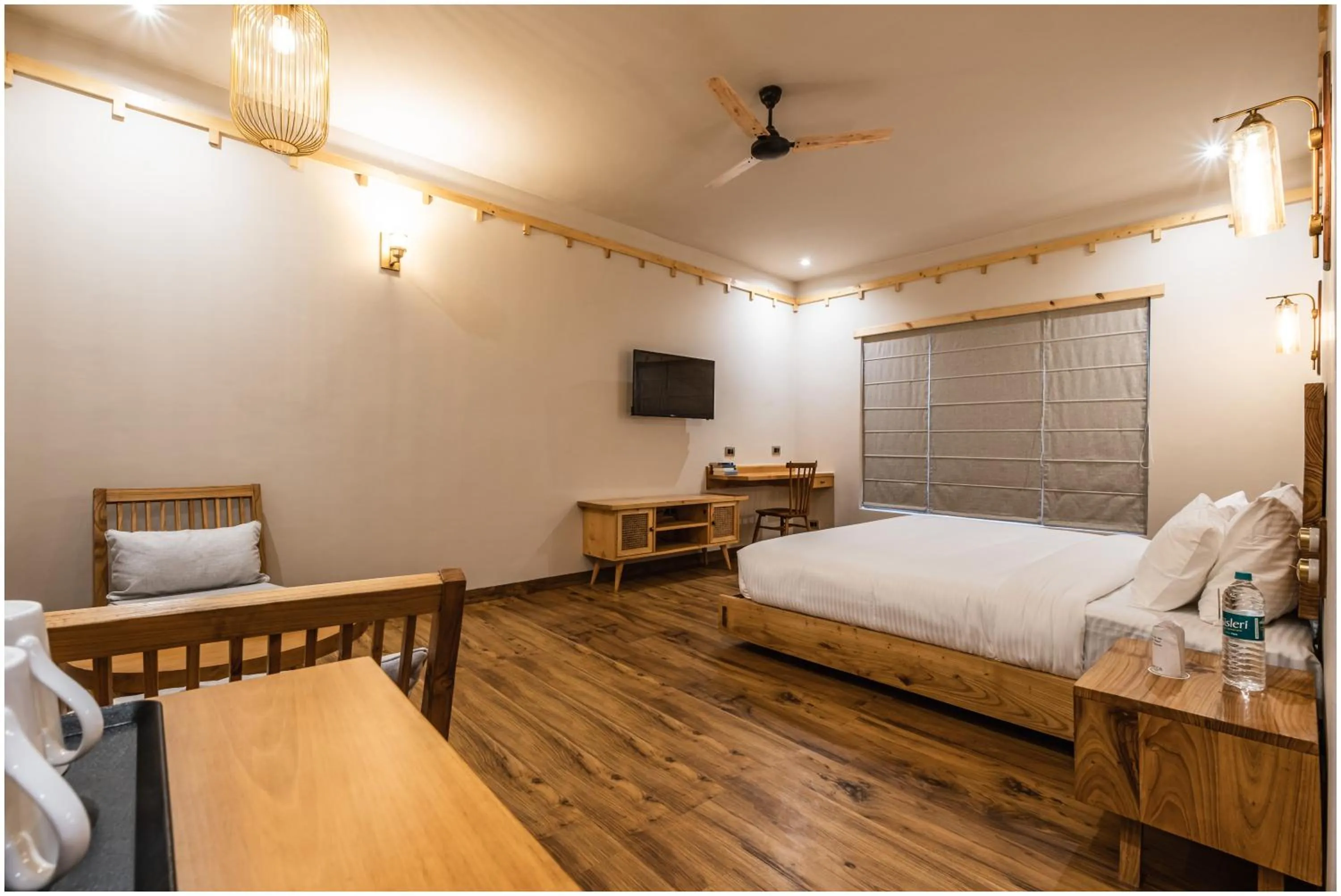 TV and multimedia, Bed in essence AT LADAKH