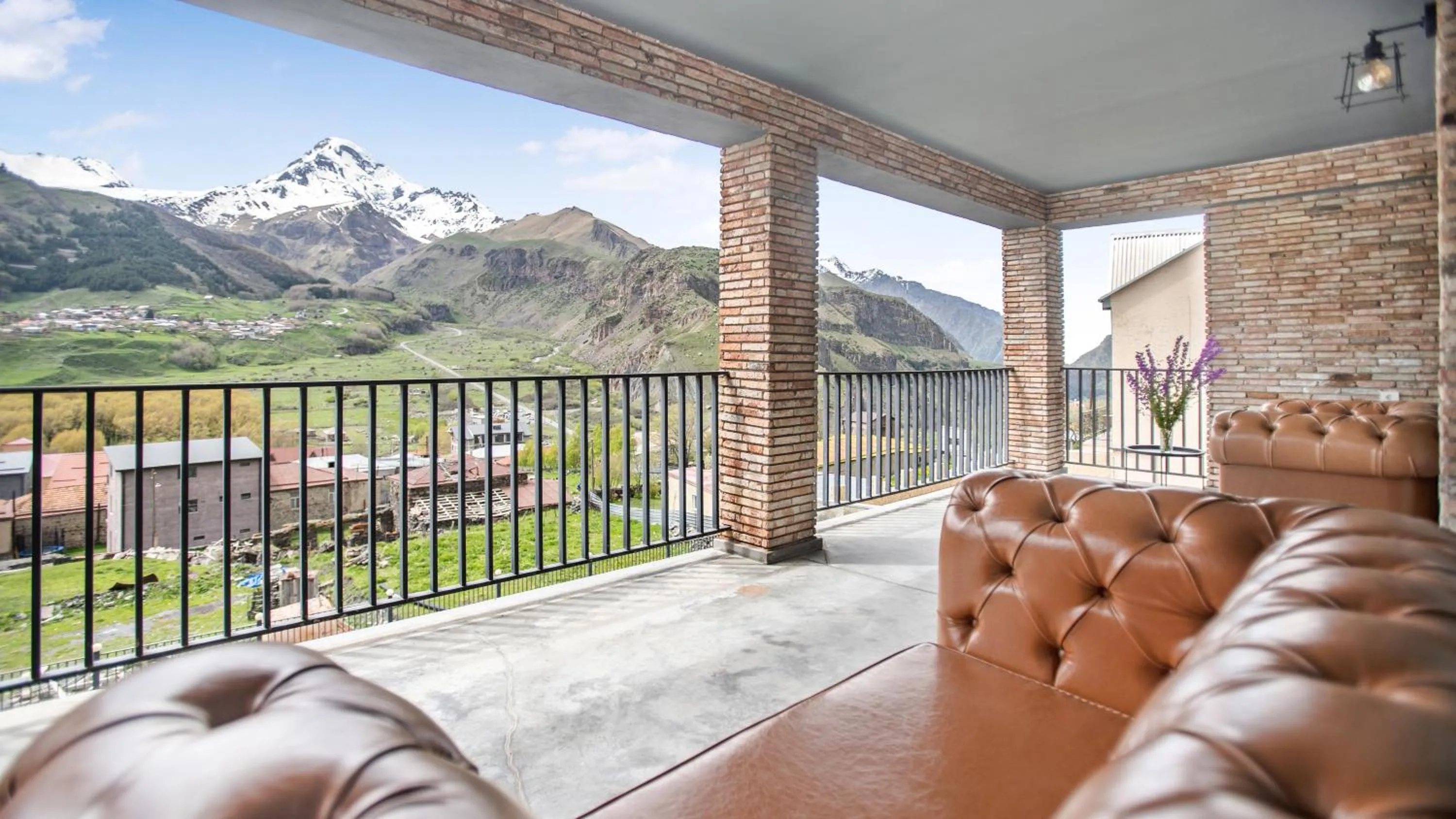 Balcony/Terrace in Hotel Memoir Kazbegi by DNT Group