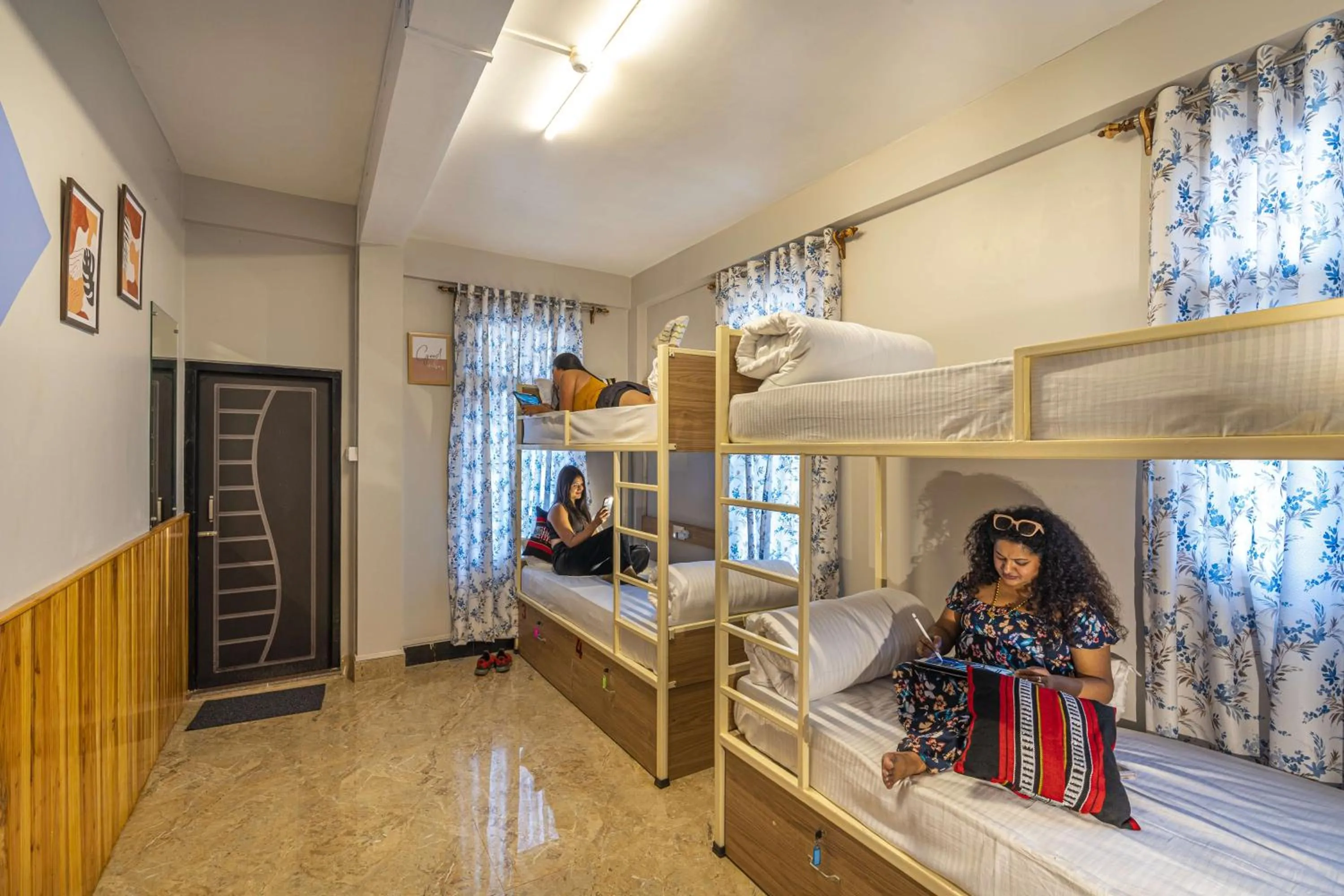bunk bed, Bed in Zostel Shillong