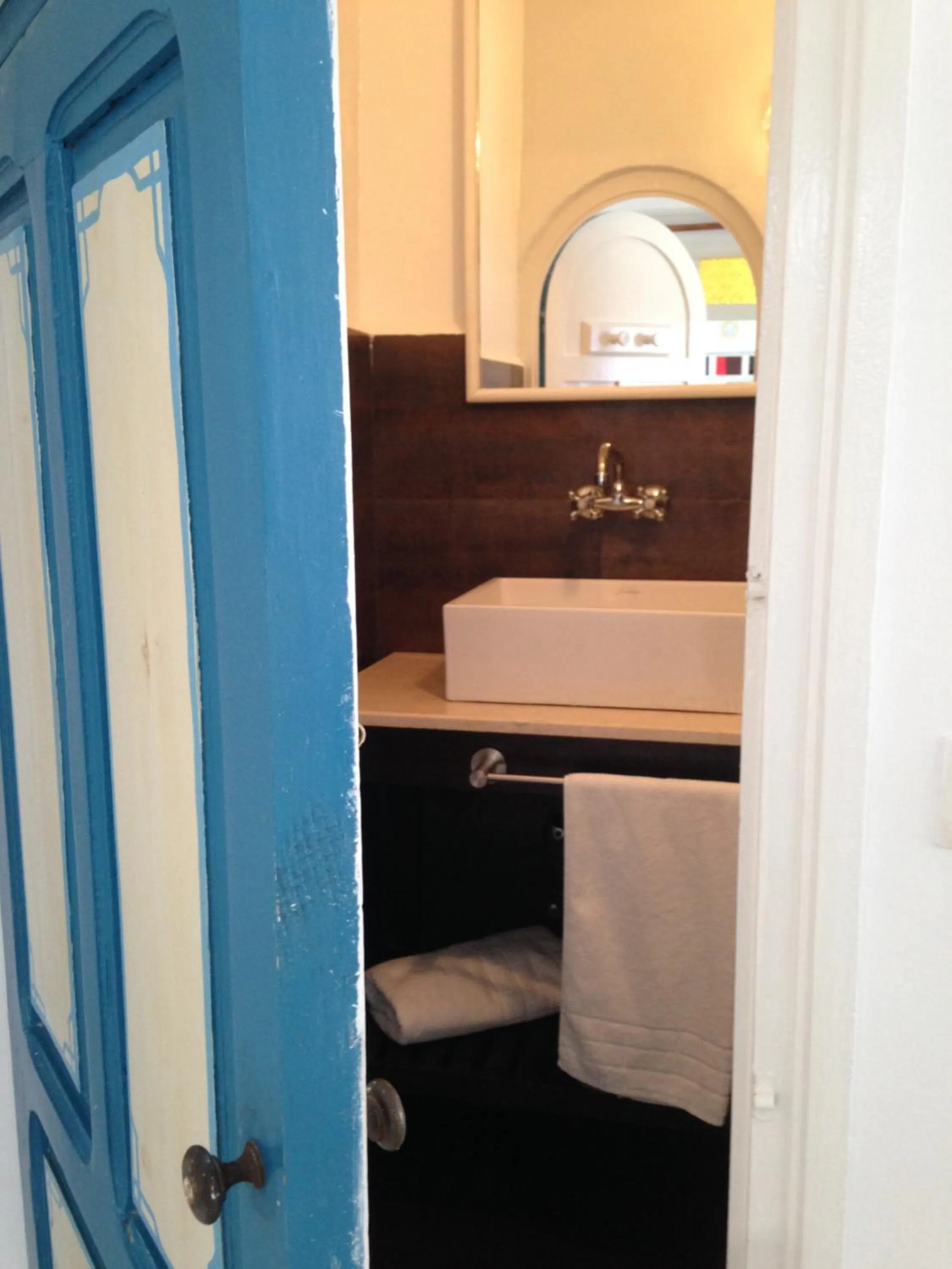 Shower in Hôtel Emeraude Essaouira