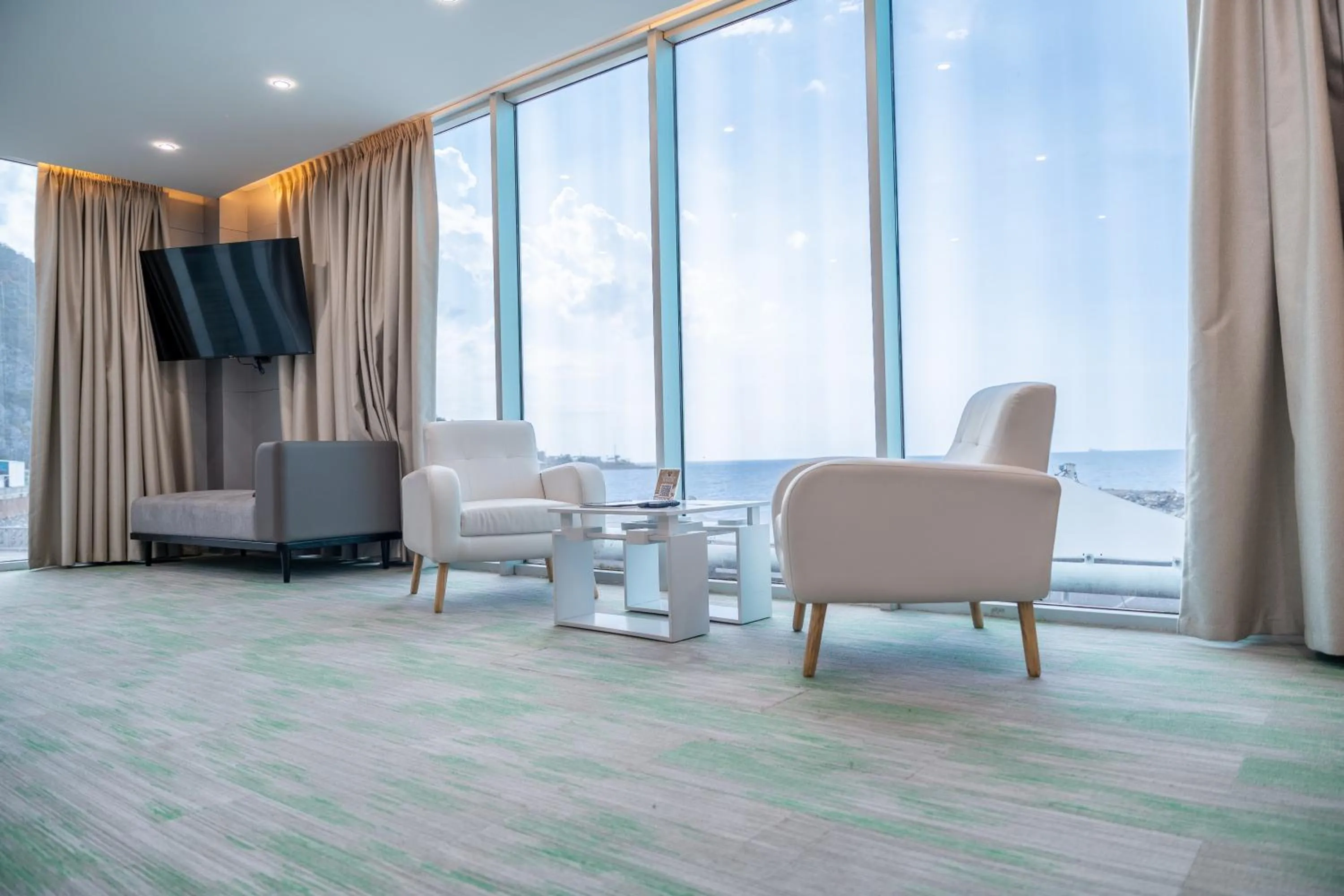 TV and multimedia in Hotel Vip La Guaira