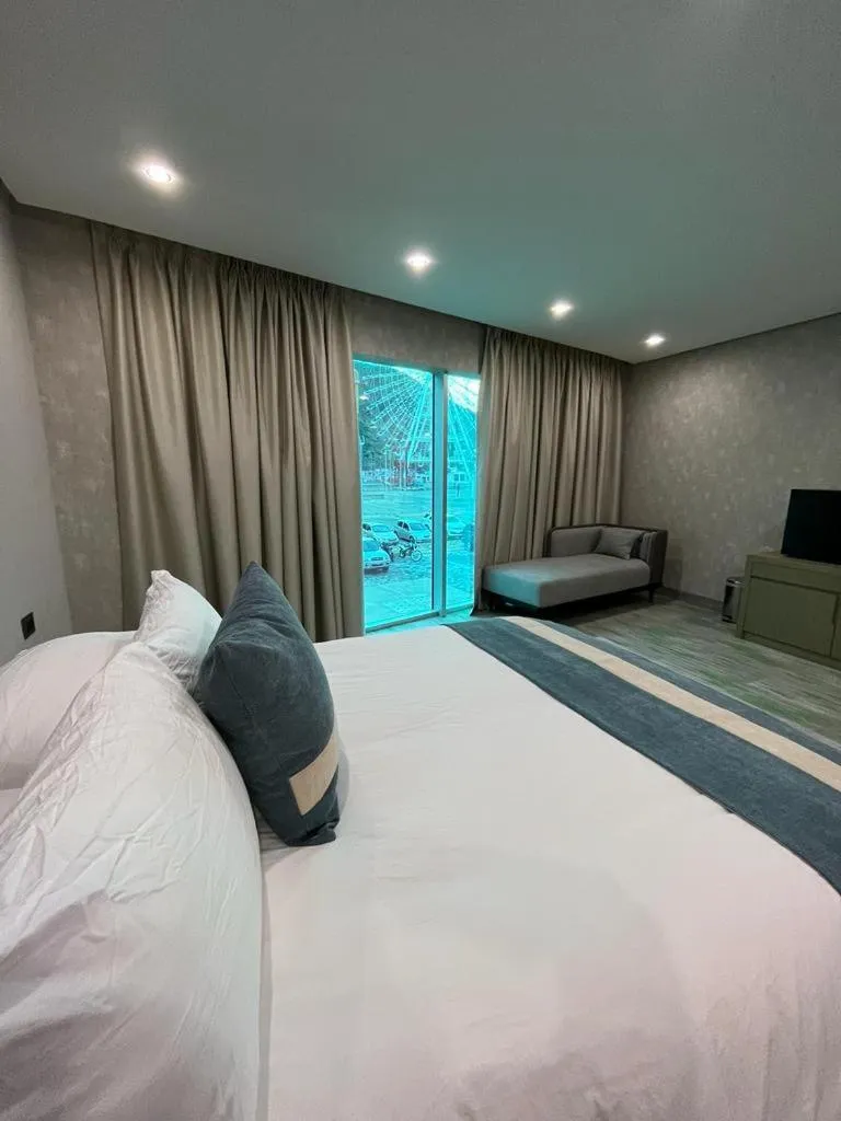 TV and multimedia, Bed in Hotel Vip La Guaira