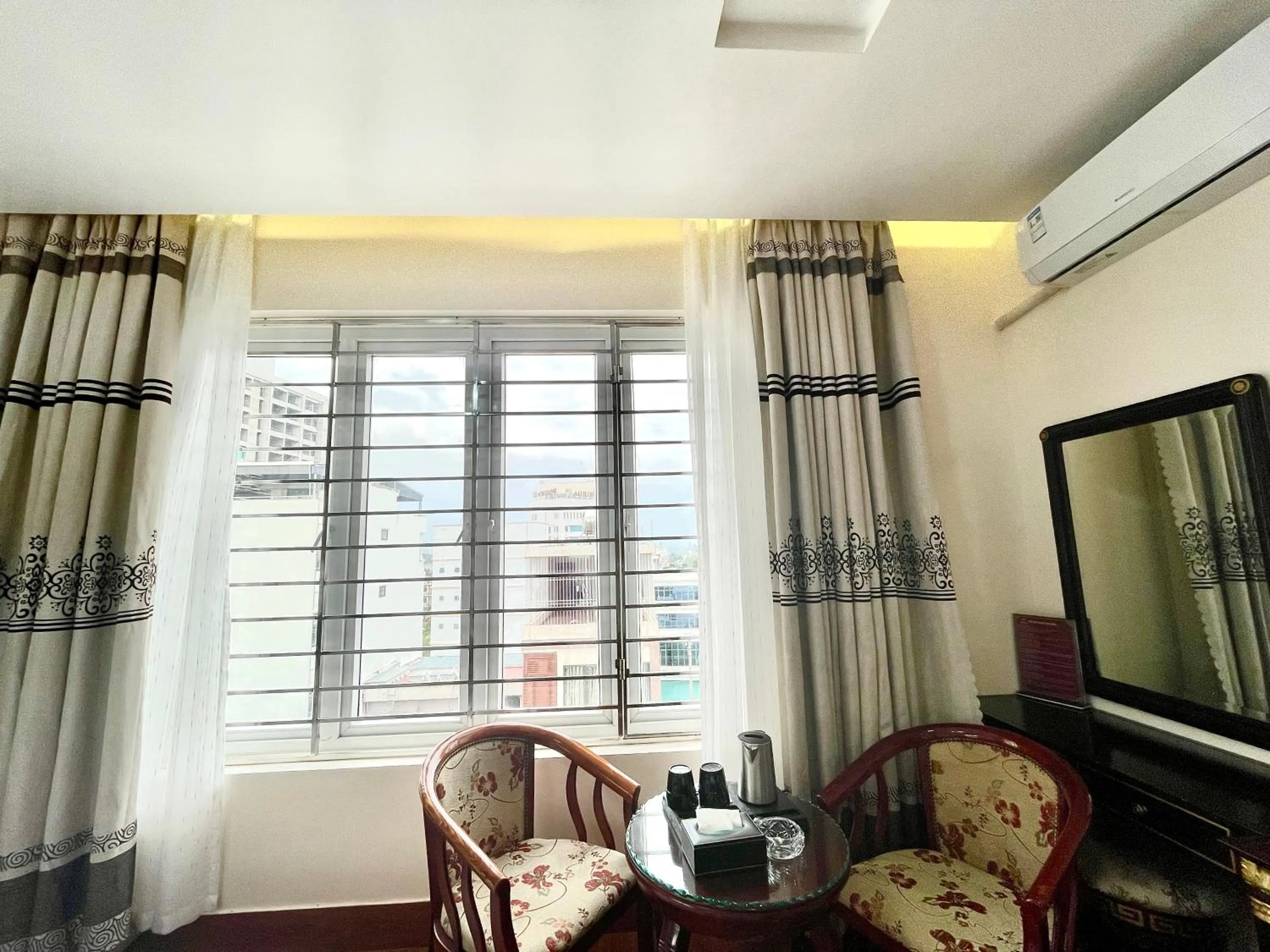 Seating area in LIBRA HOTEL