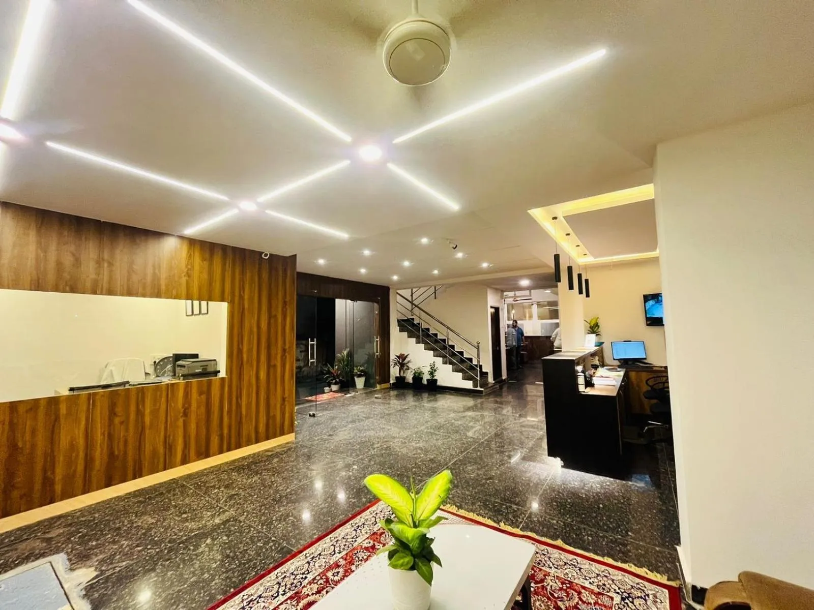Lobby or reception in HOTEL ROYAL SUITES AND ROOMS Near AIG Hospital Gachibowli