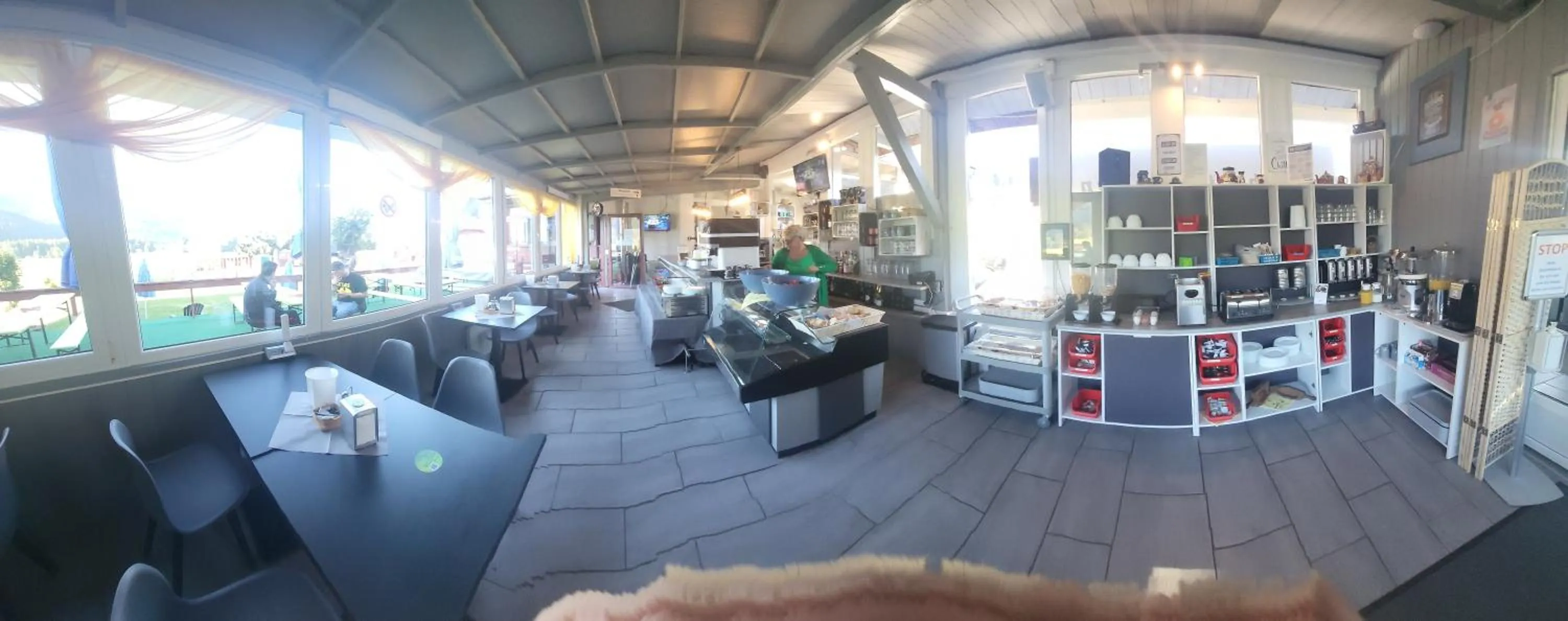 Restaurant/places to eat in B und B Titisee Hotel Sonnenmatte nahe Badeparadies