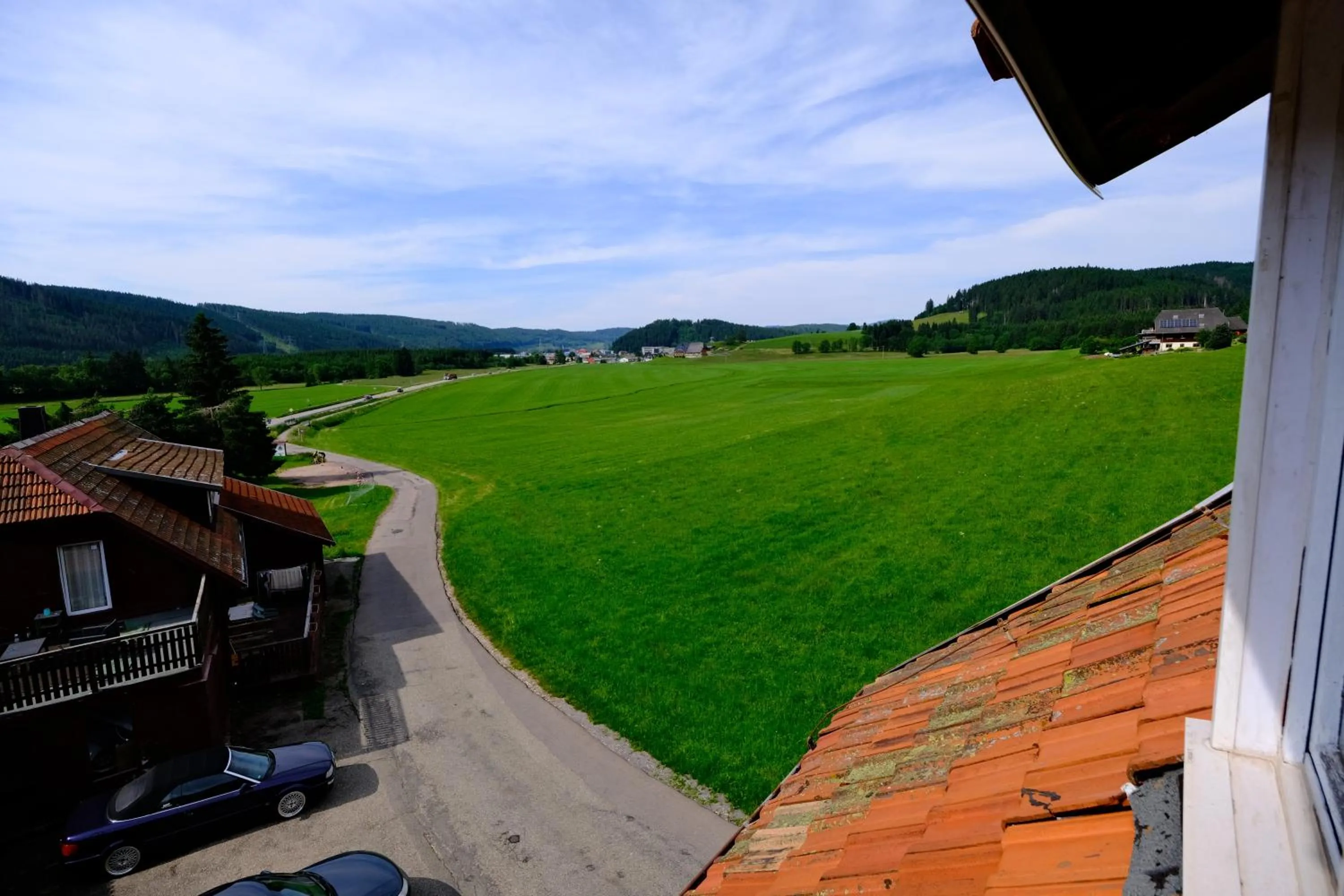 Spring in B und B Titisee Hotel Sonnenmatte nahe Badeparadies