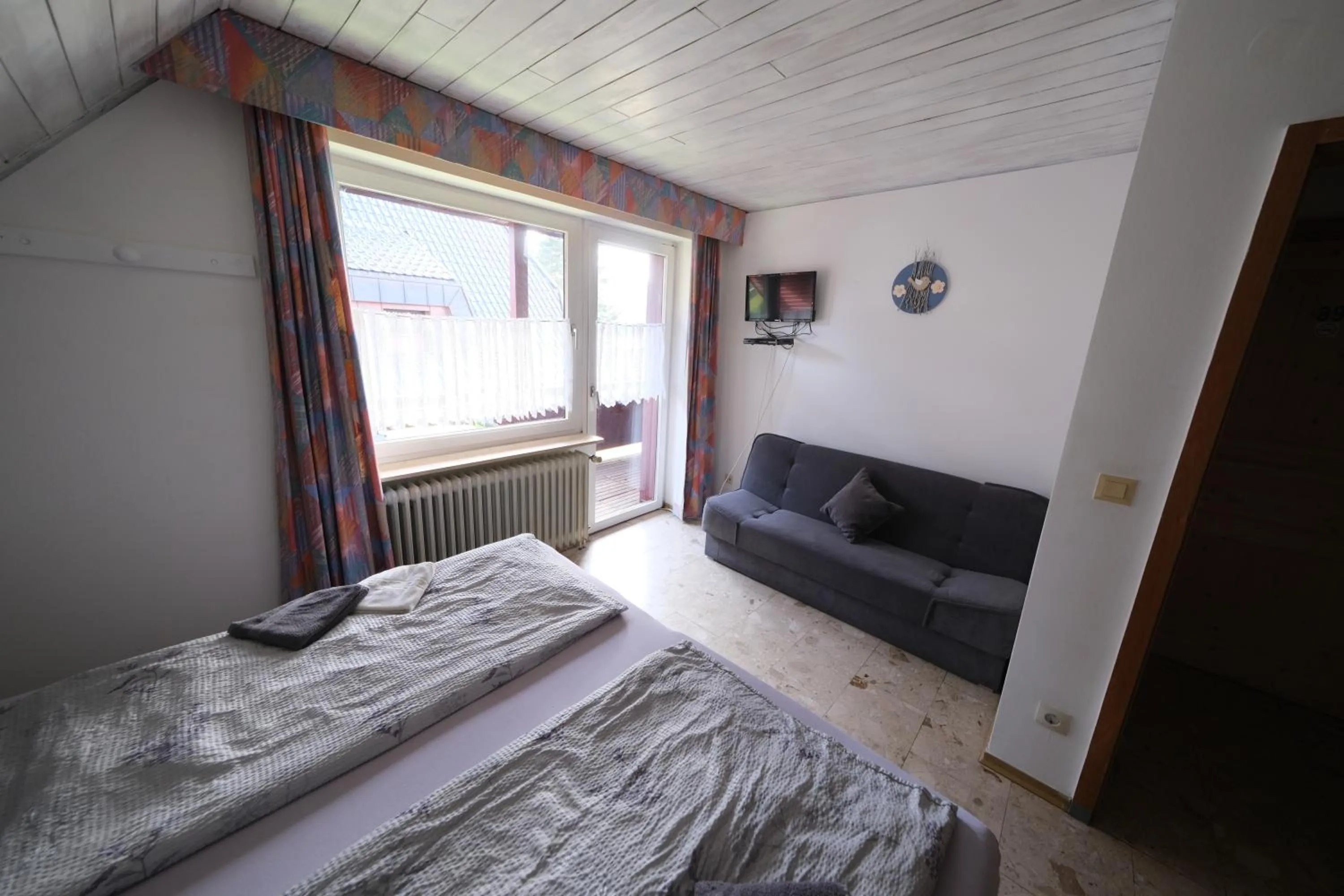 Photo of the whole room, Bed in B und B Titisee Hotel Sonnenmatte nahe Badeparadies