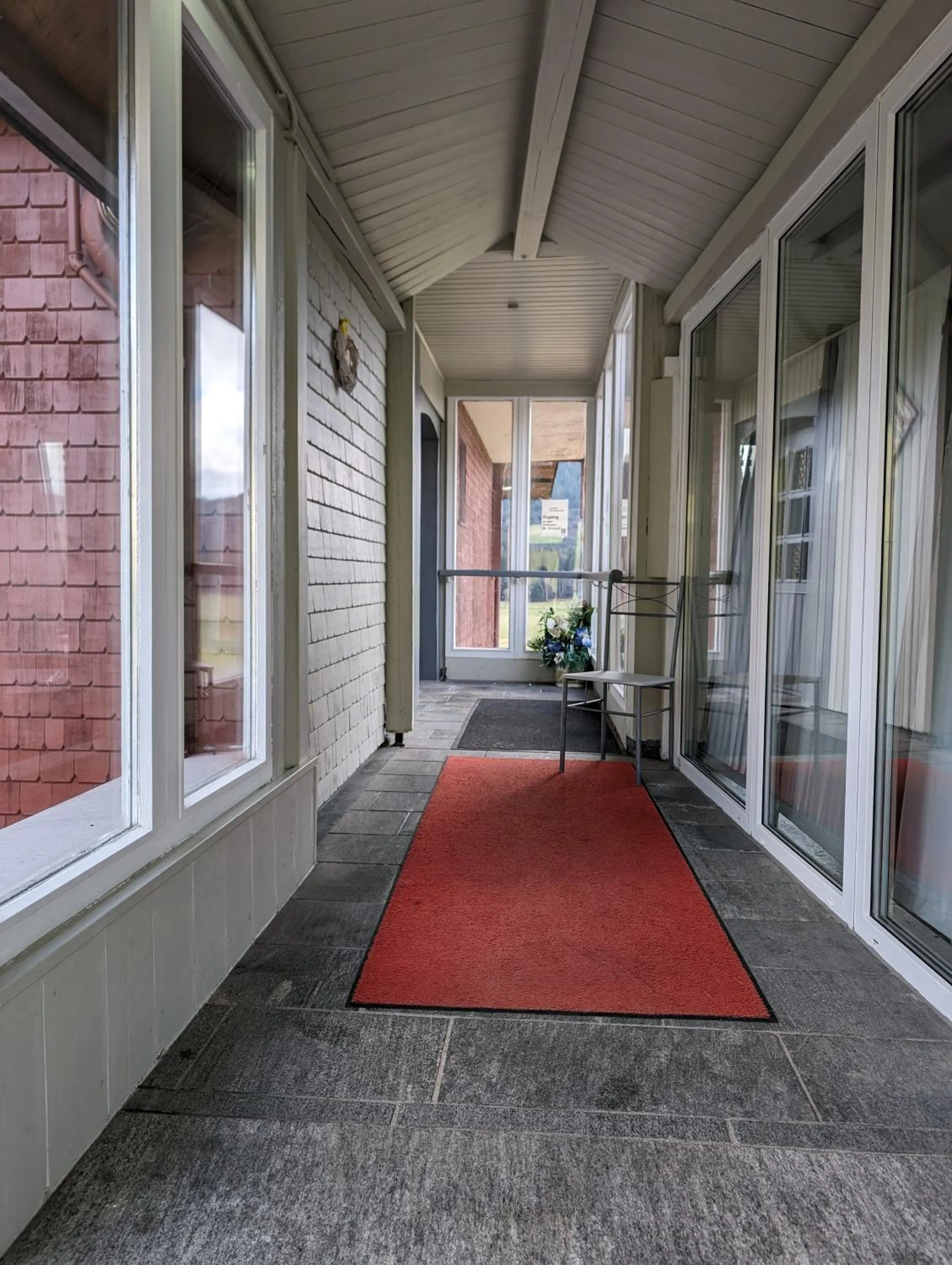 Facade/entrance in B und B Titisee Hotel Sonnenmatte nahe Badeparadies