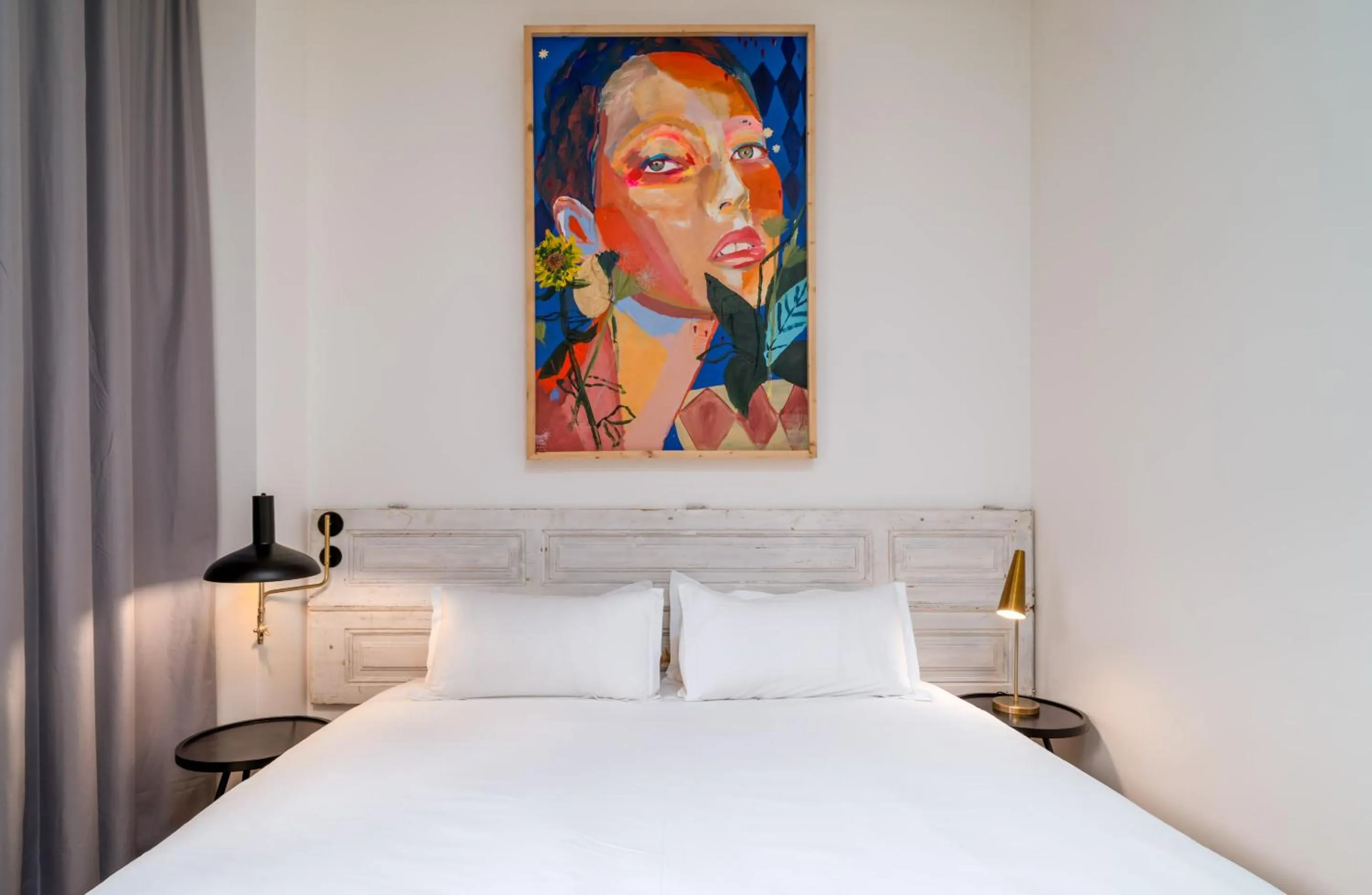 Bed in Limehome Porto Rua Das Oliveiras