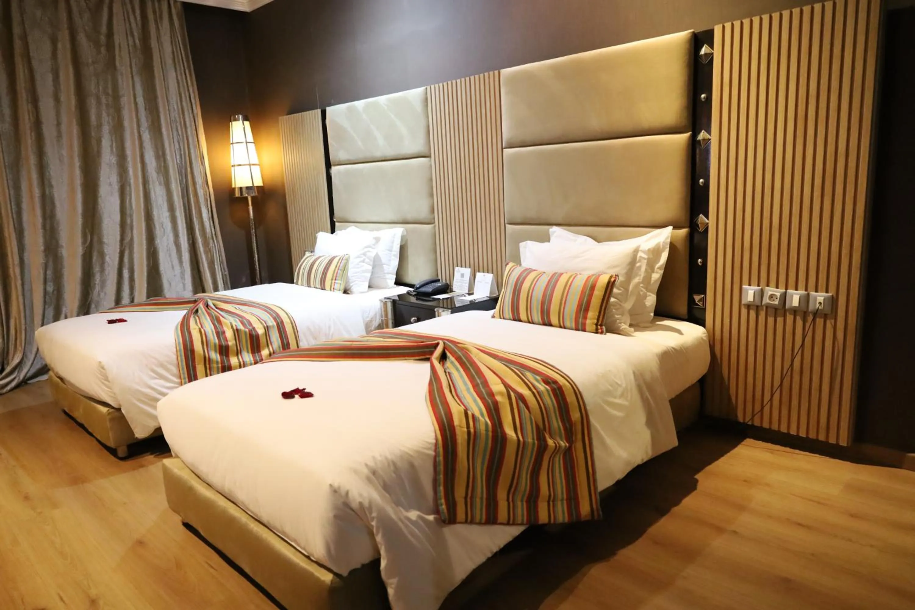 Bed in Royal Mirage Deluxe