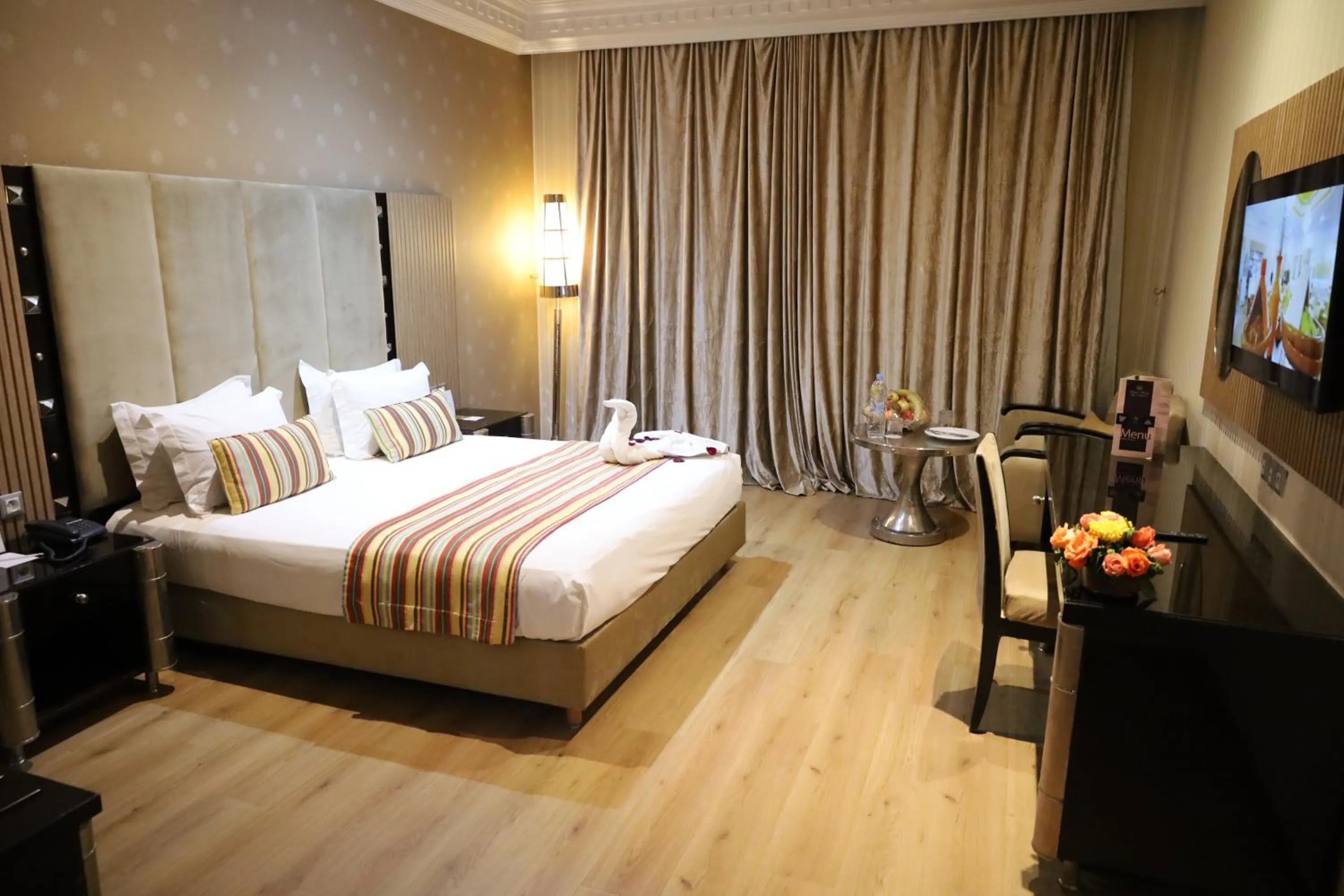 Bed in Royal Mirage Deluxe